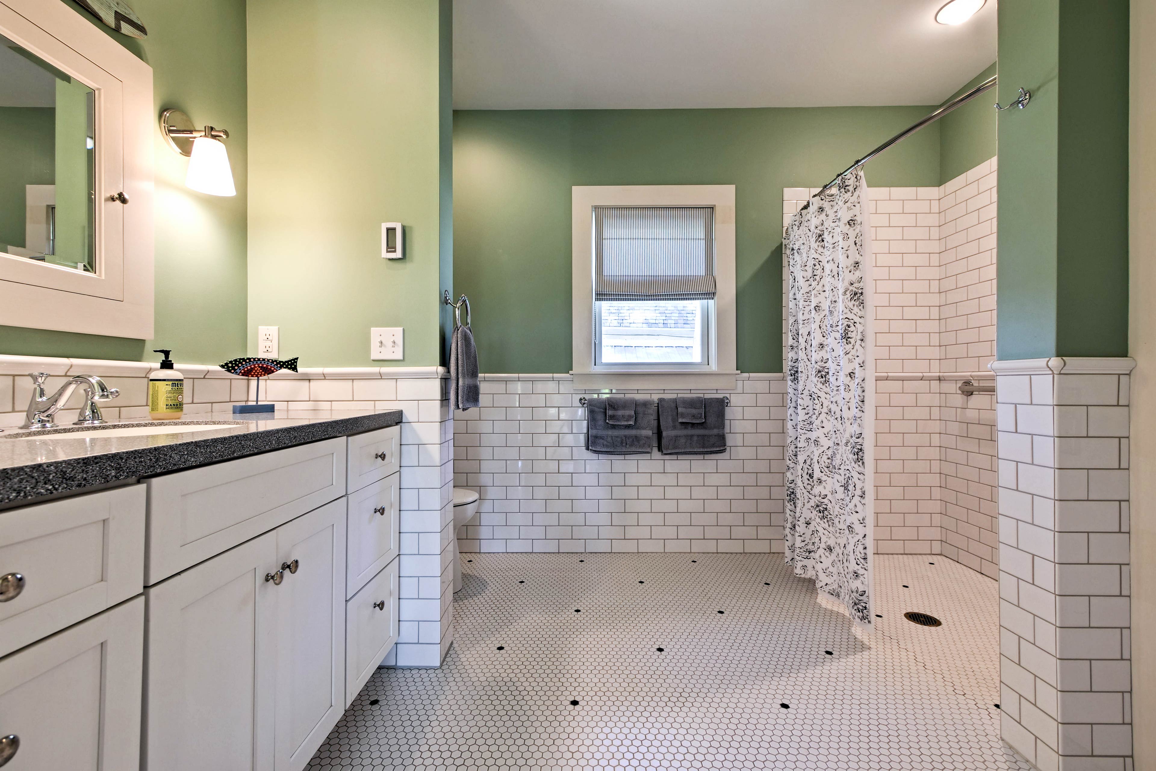 Full Bathroom | Wheelchair Accessible Shower