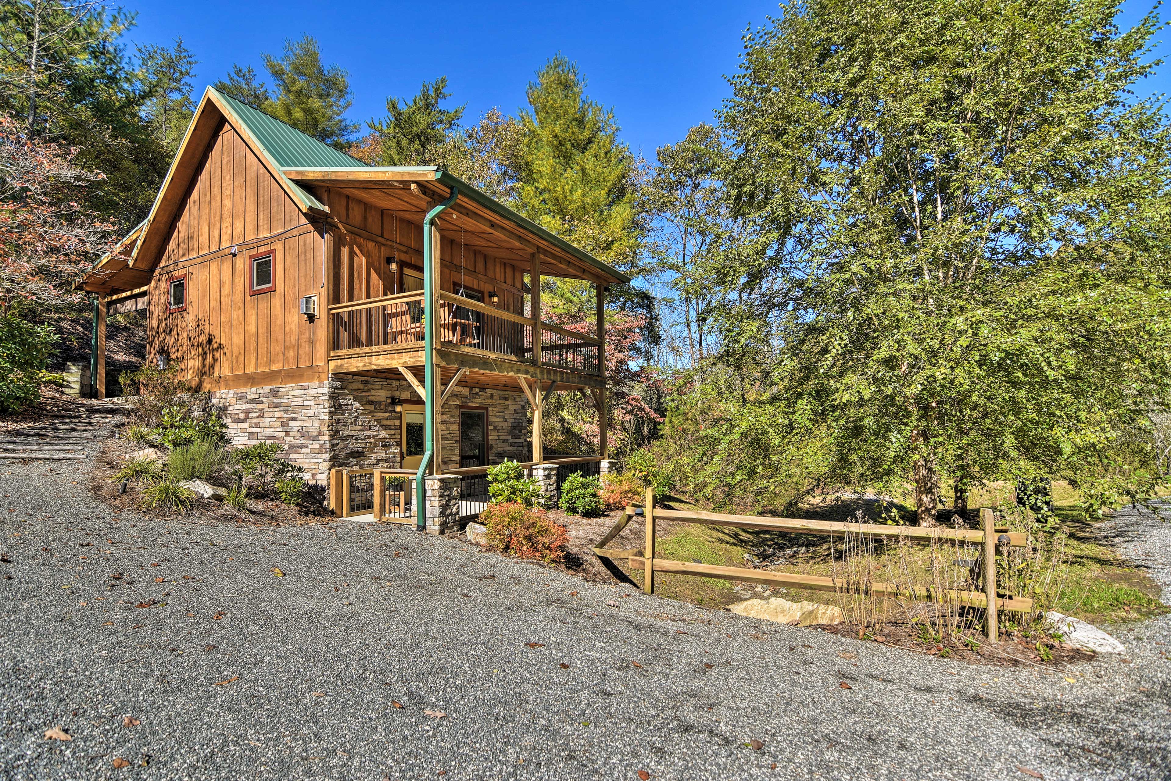 Exterior | Private Entrance | Front Patio | Second-Story Deck