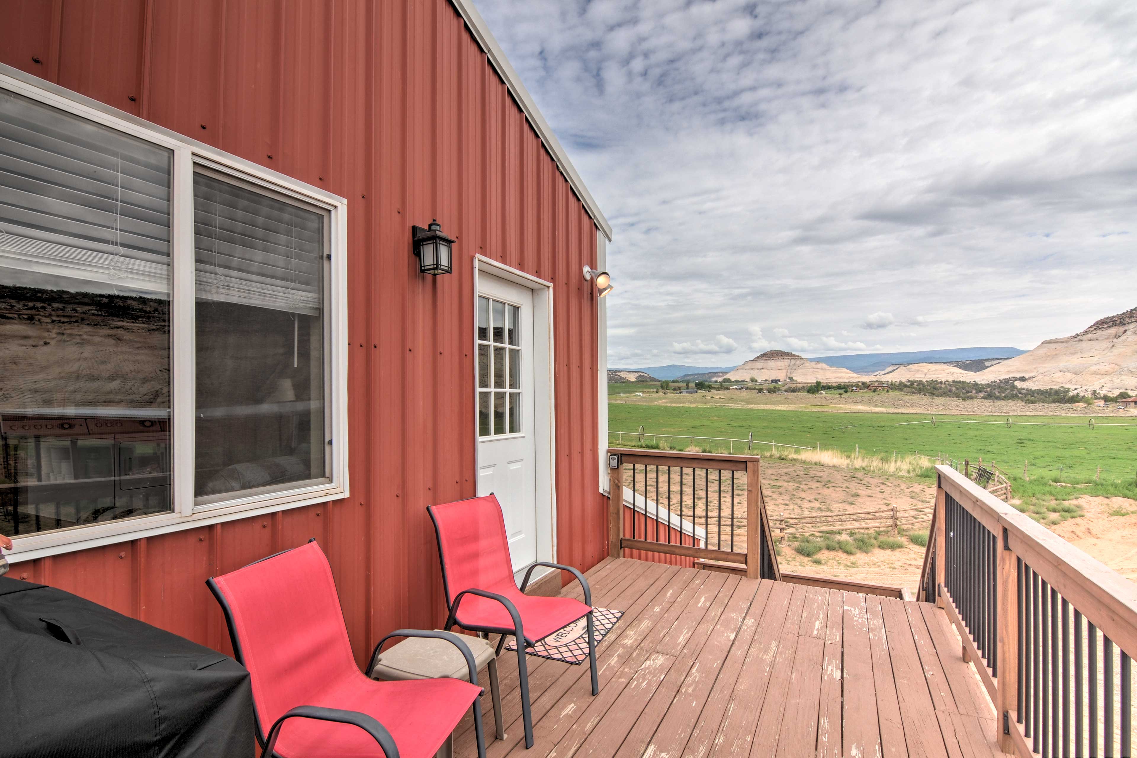 Deck | Gas Grill | Mountain Views