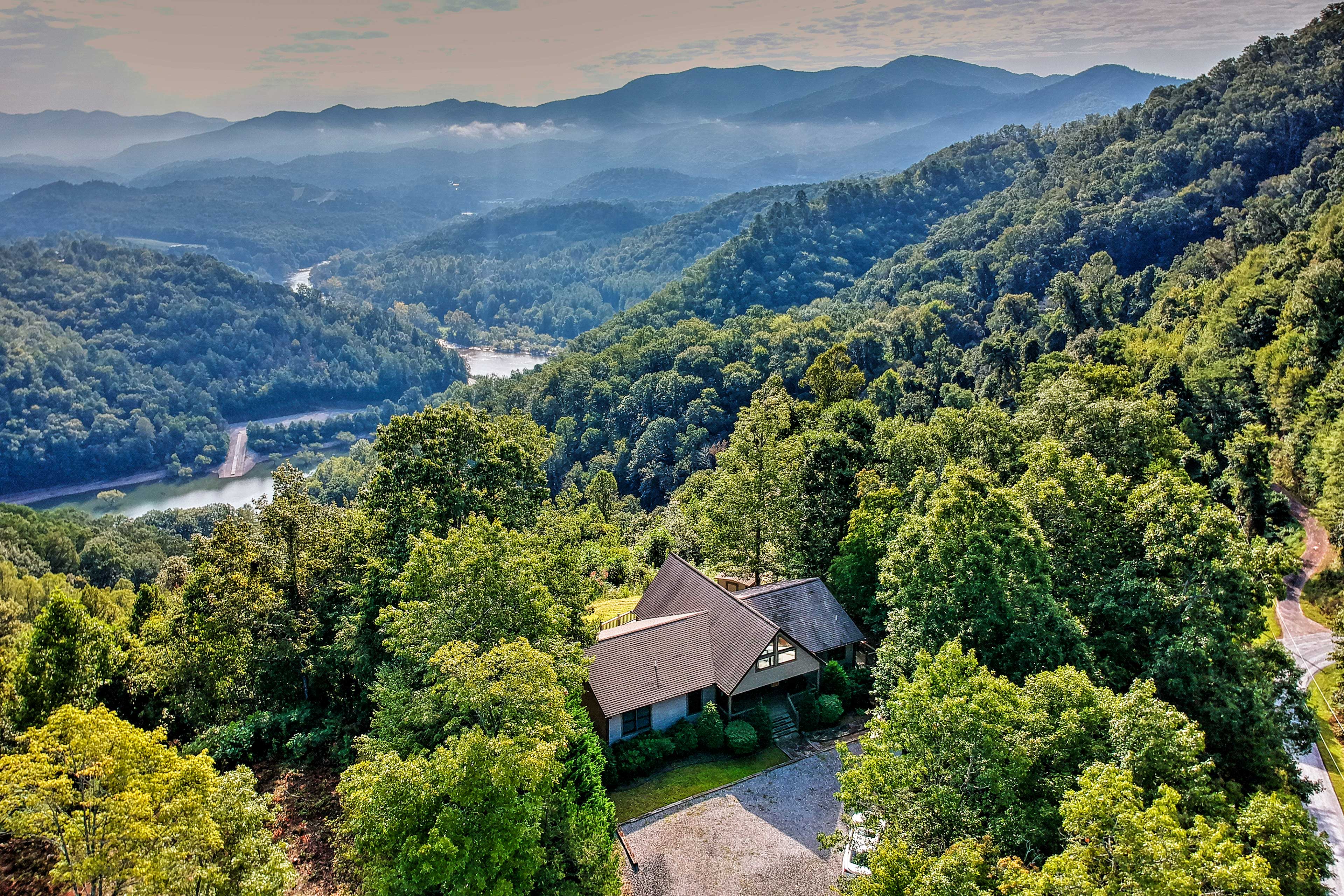 Home Exterior | 2,043 Sq Ft | 4 Private Acres | 7 Mi to Bryson City