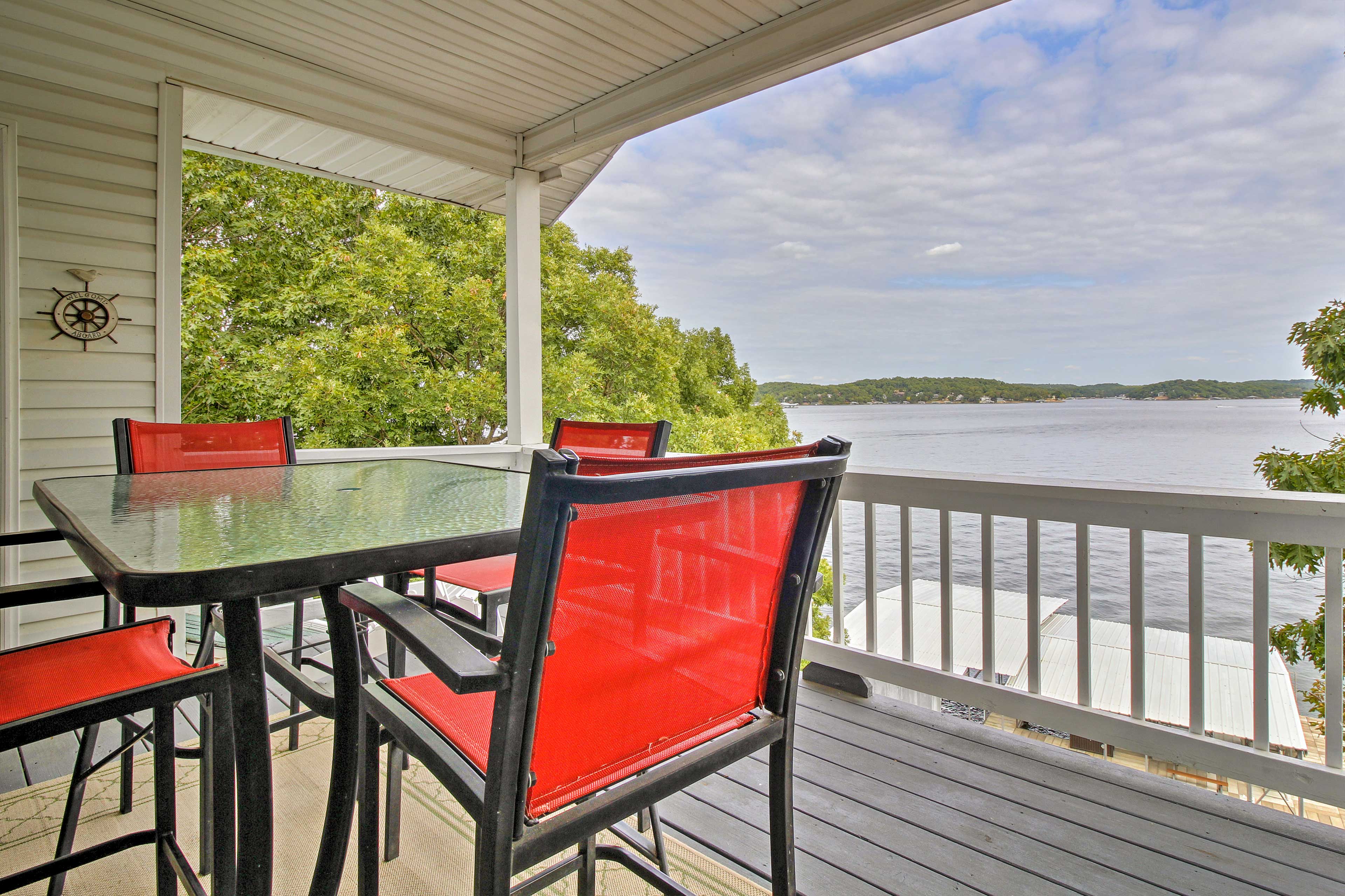Private Furnished Balcony w/ Lake Views