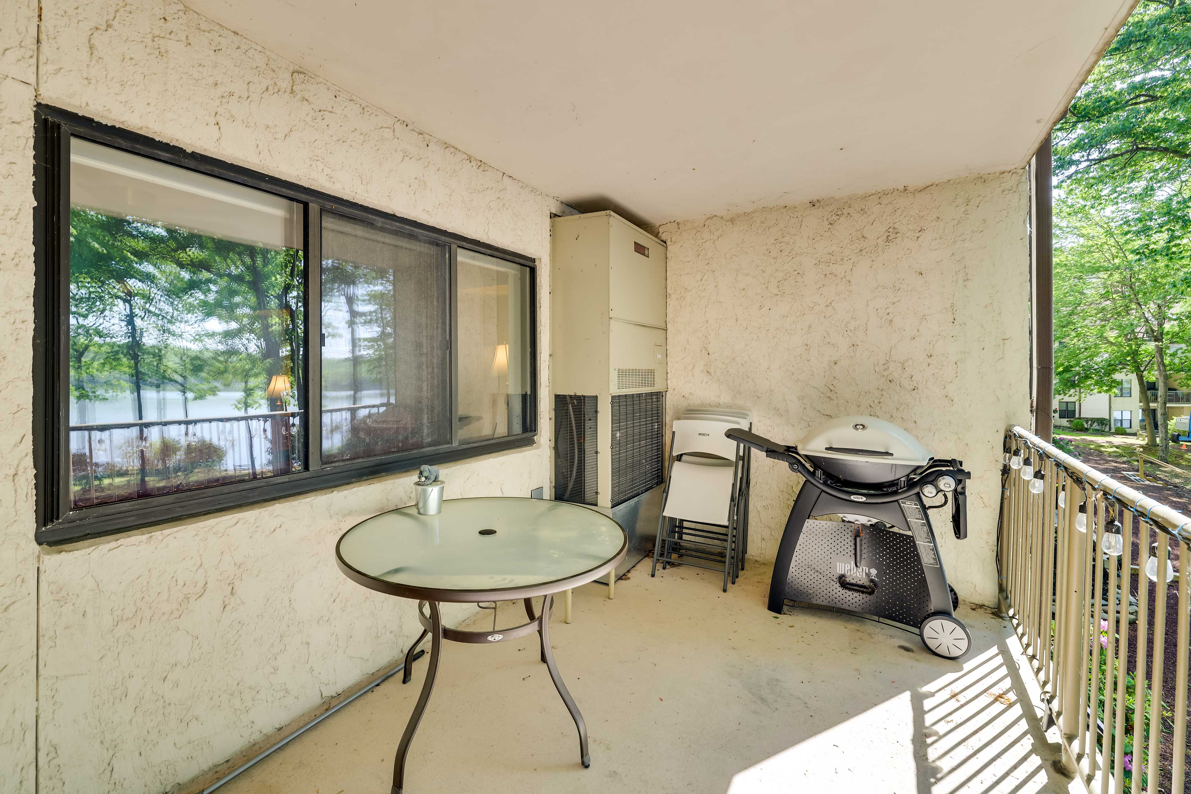 Covered Balcony | Gas Grill