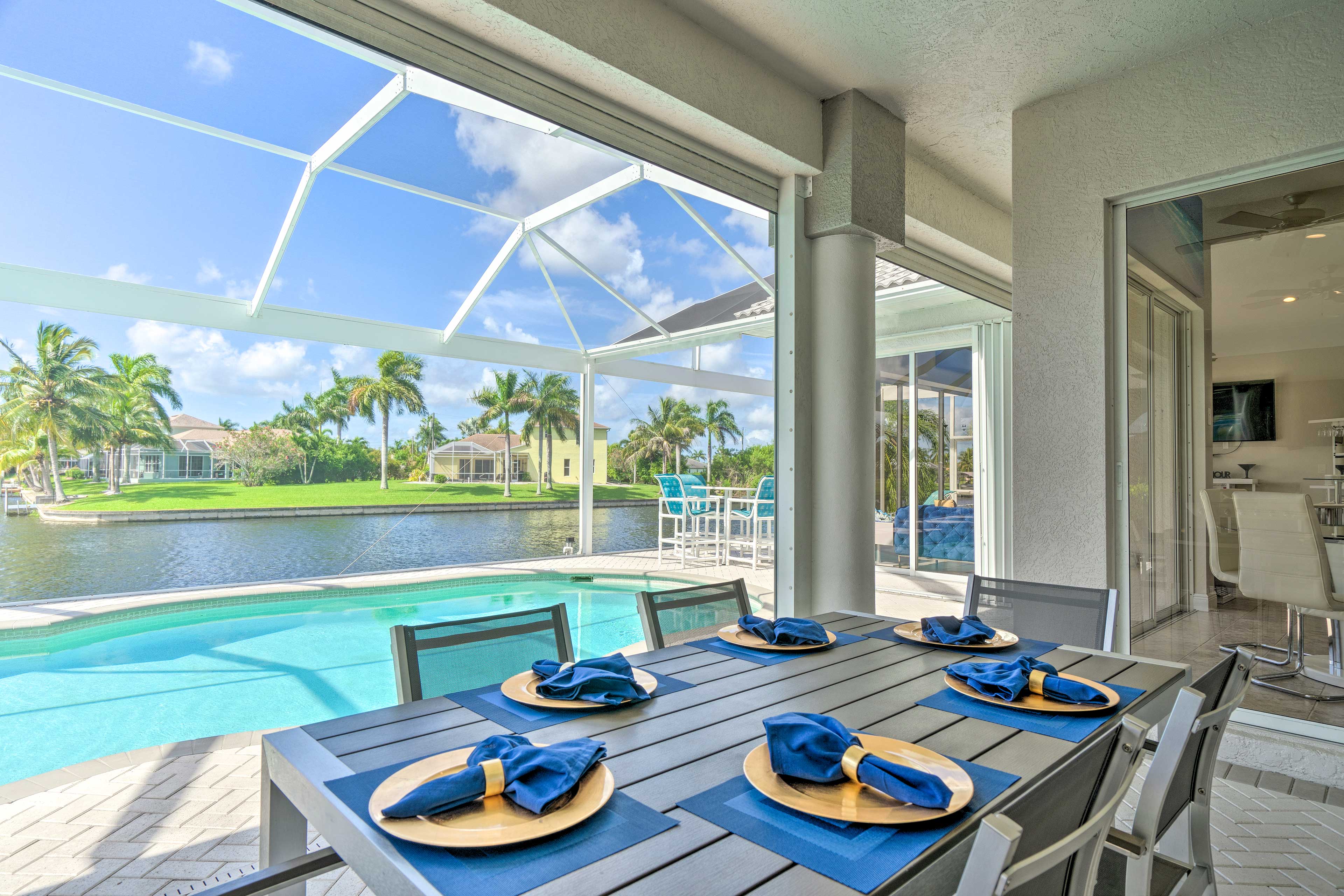 Screened-In Patio