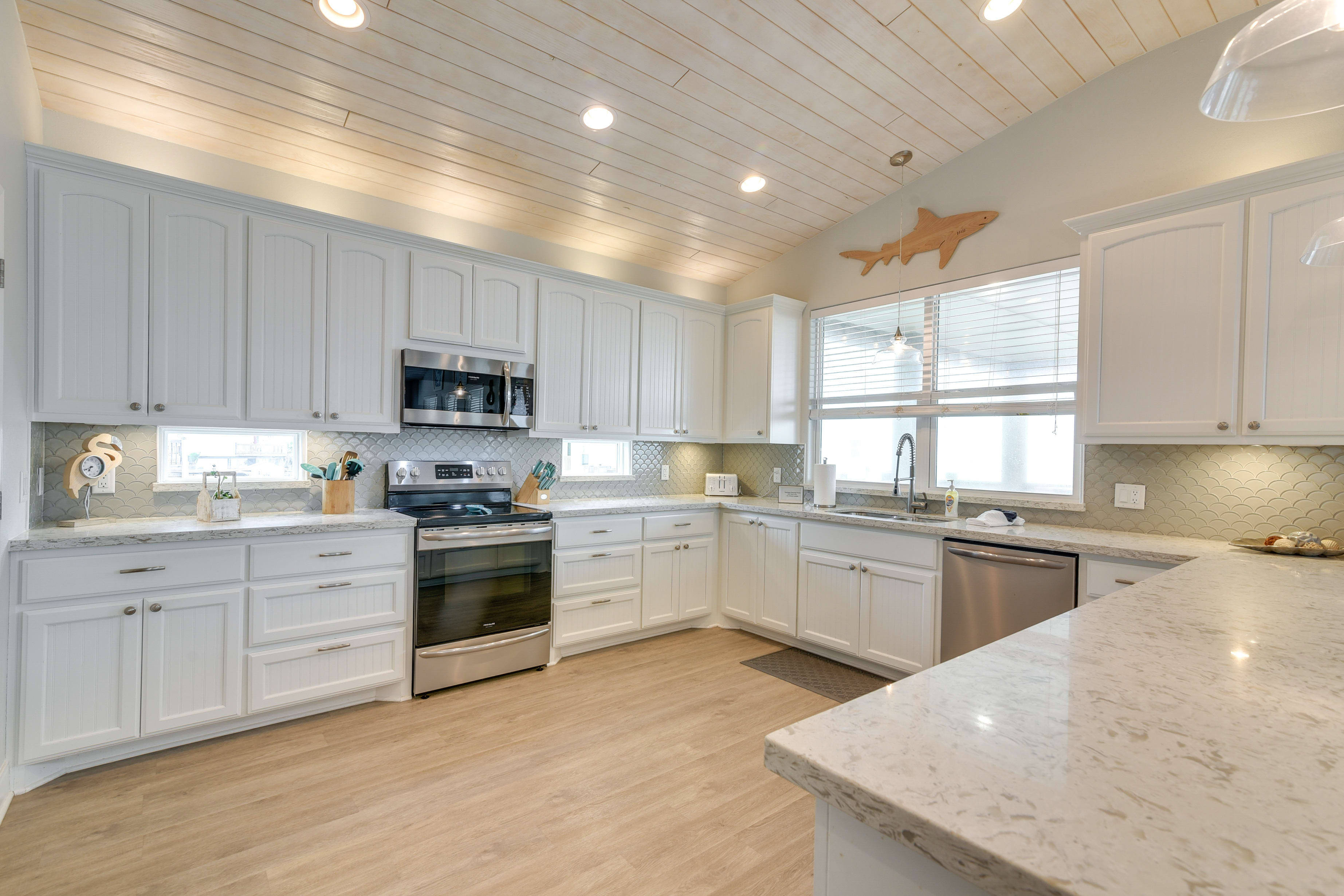 Kitchen | Toaster | Granite Countertops | Spices | Coffee Maker