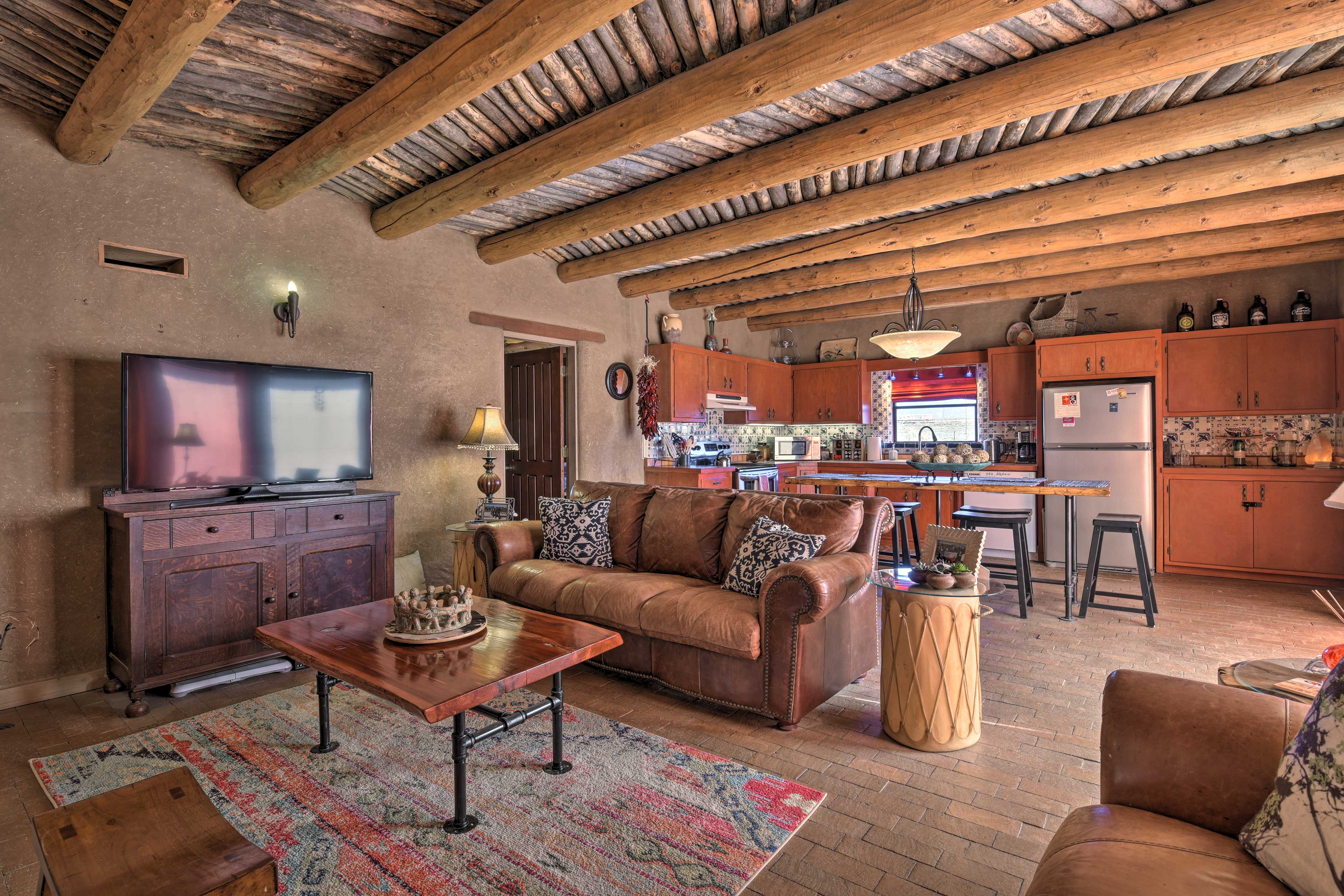 El Prado Adobe Home: Courtyard w/ Mountain Views!