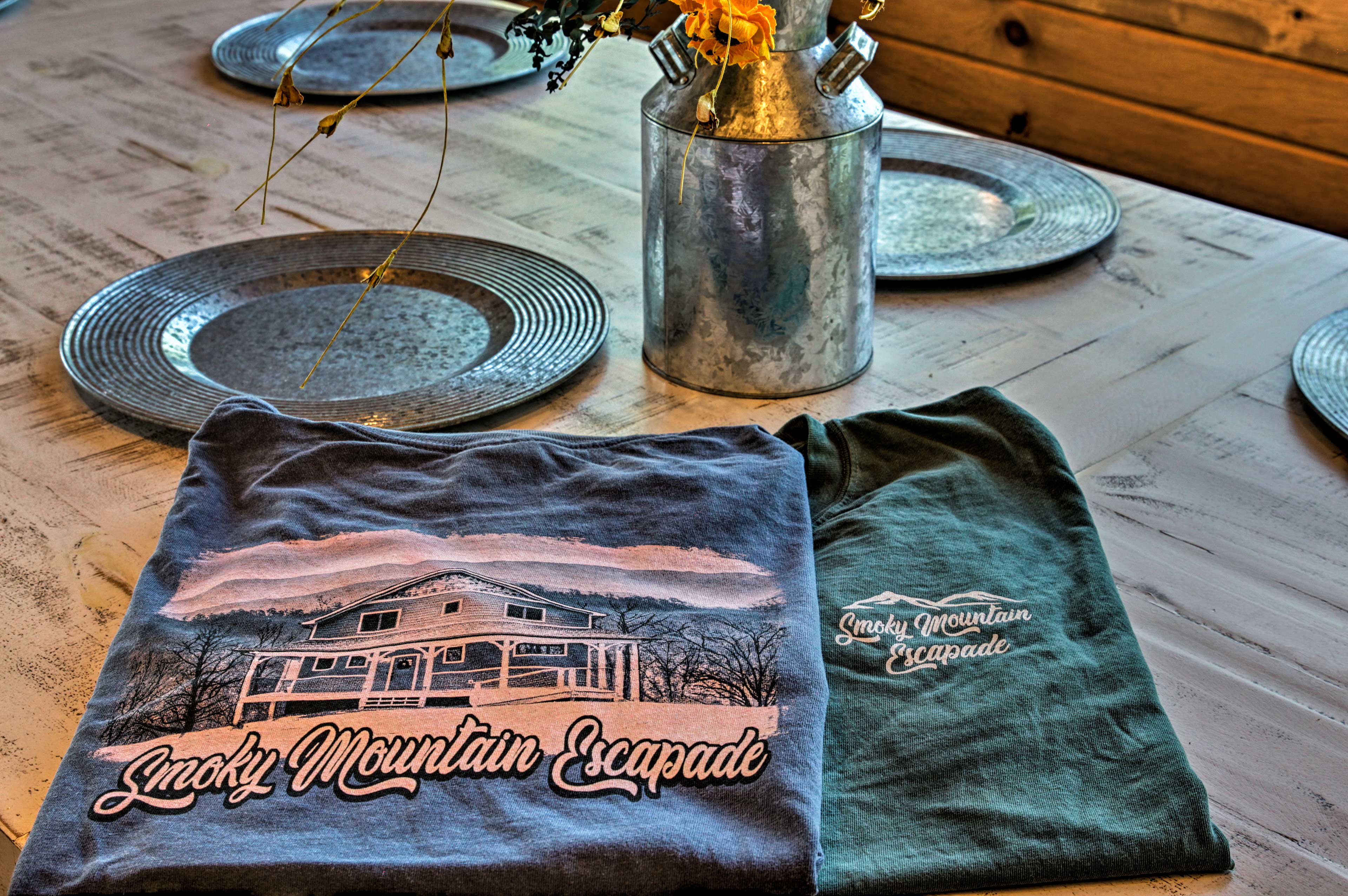 Guests receive 1 free Smoky Mountain Escapade t-shirt in their size of choice!