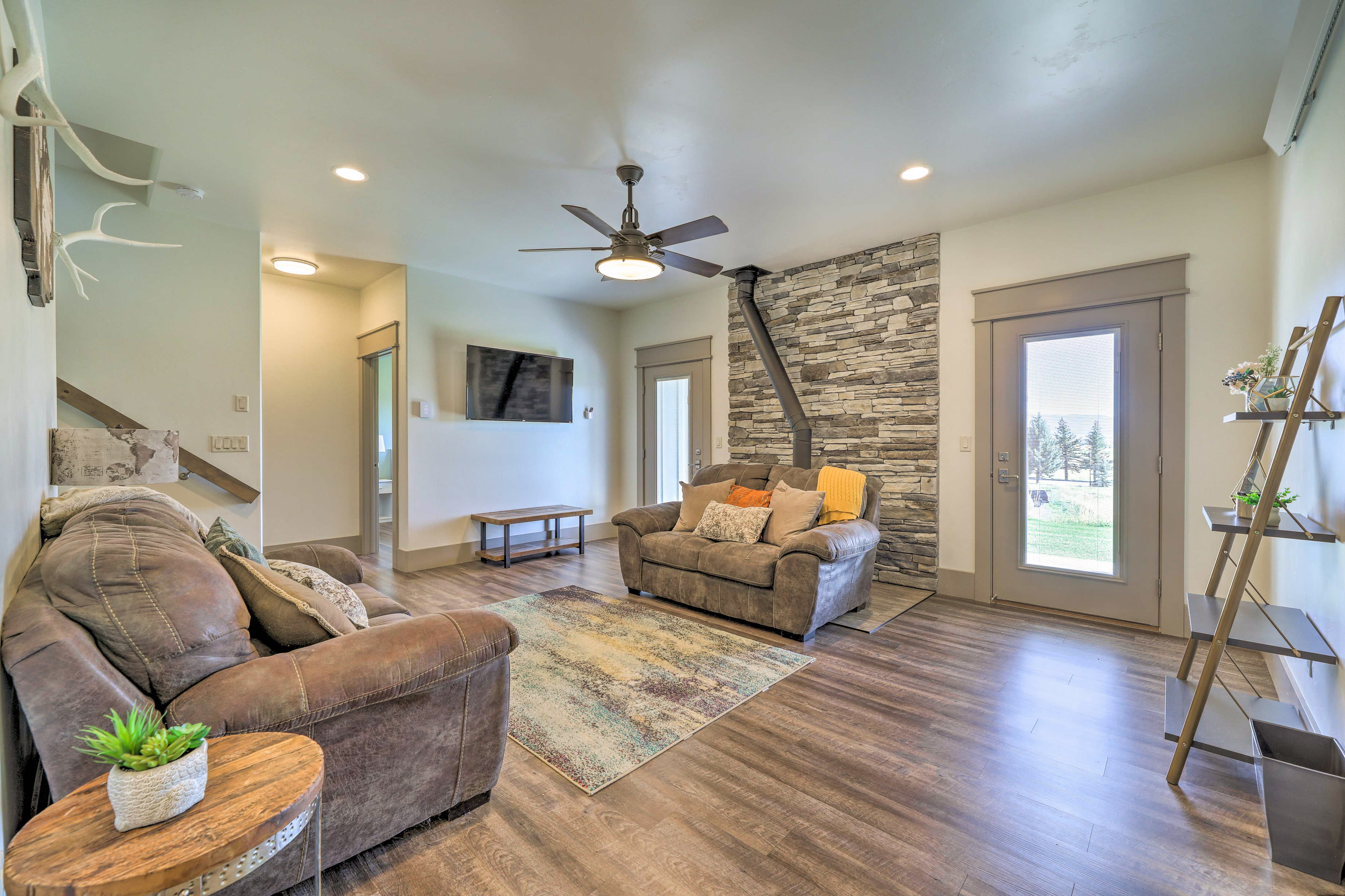 Downstairs Family Room | Smart TV