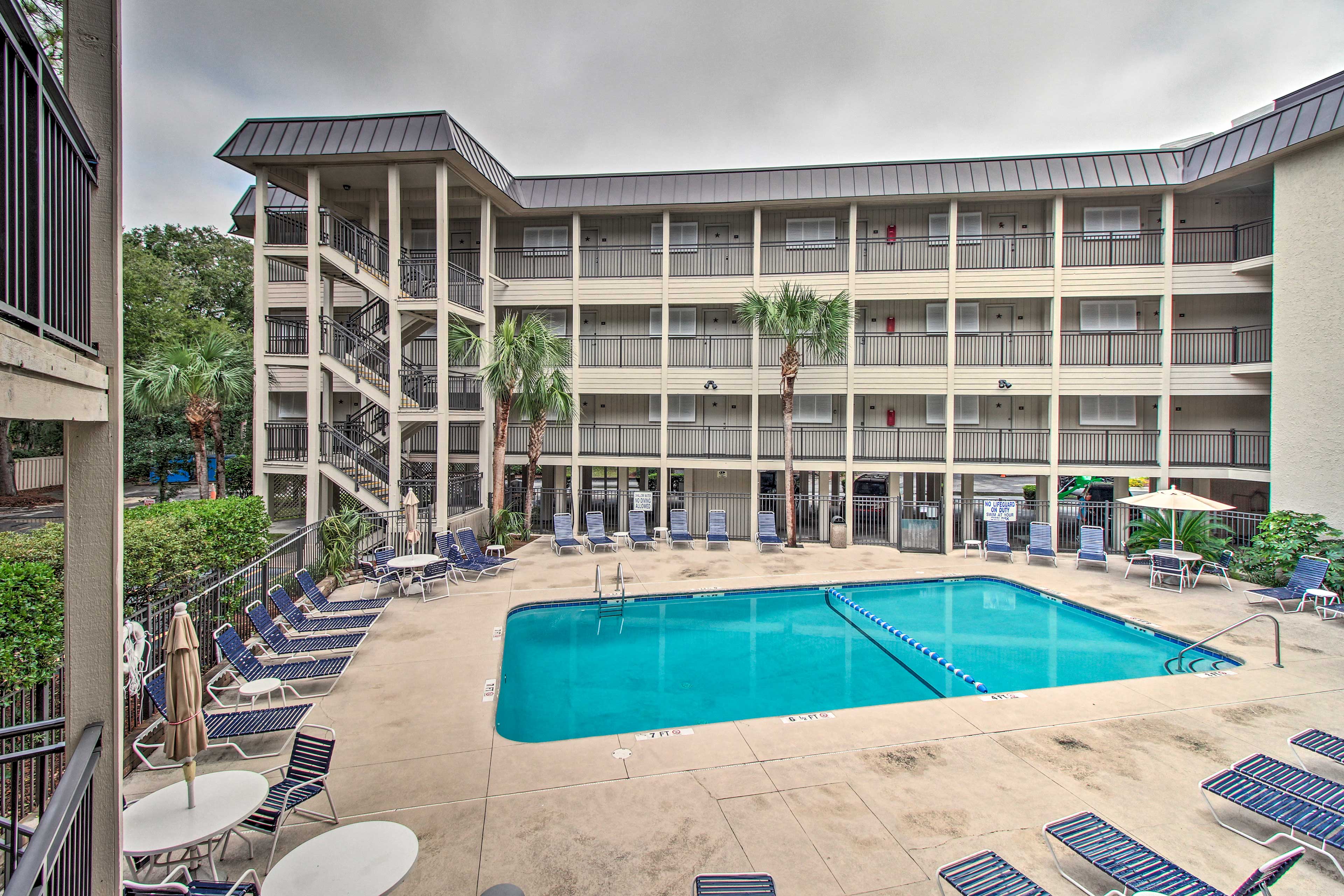 Hilton Head Vacation Rental | Studio | 1BA | 518 Sq Ft | Step-Free Access