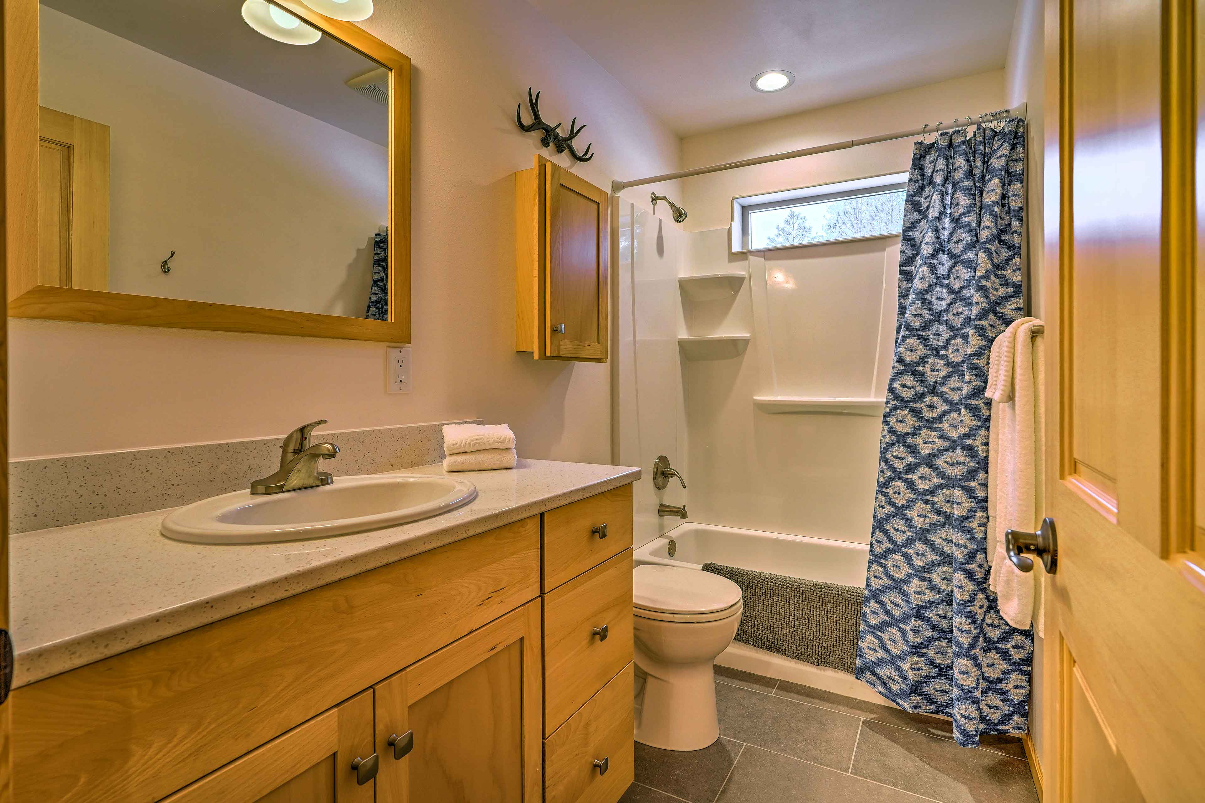 Bathroom | Towels/Linens