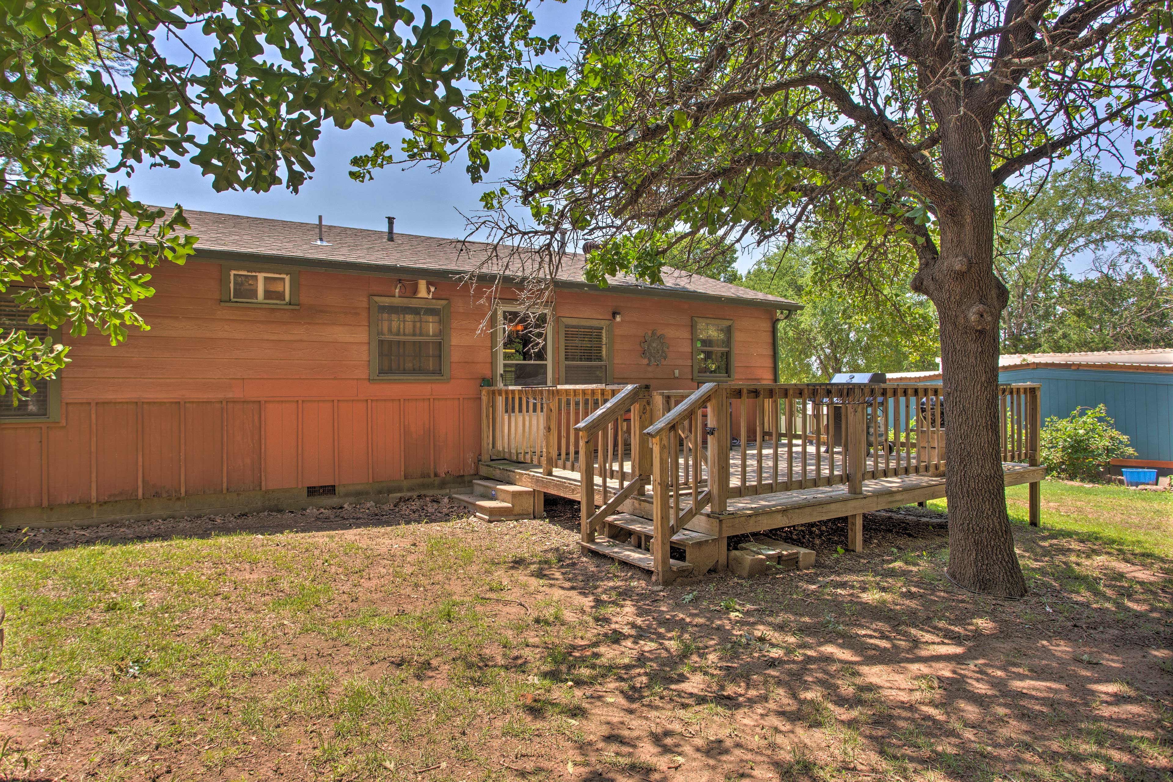 Private Deck