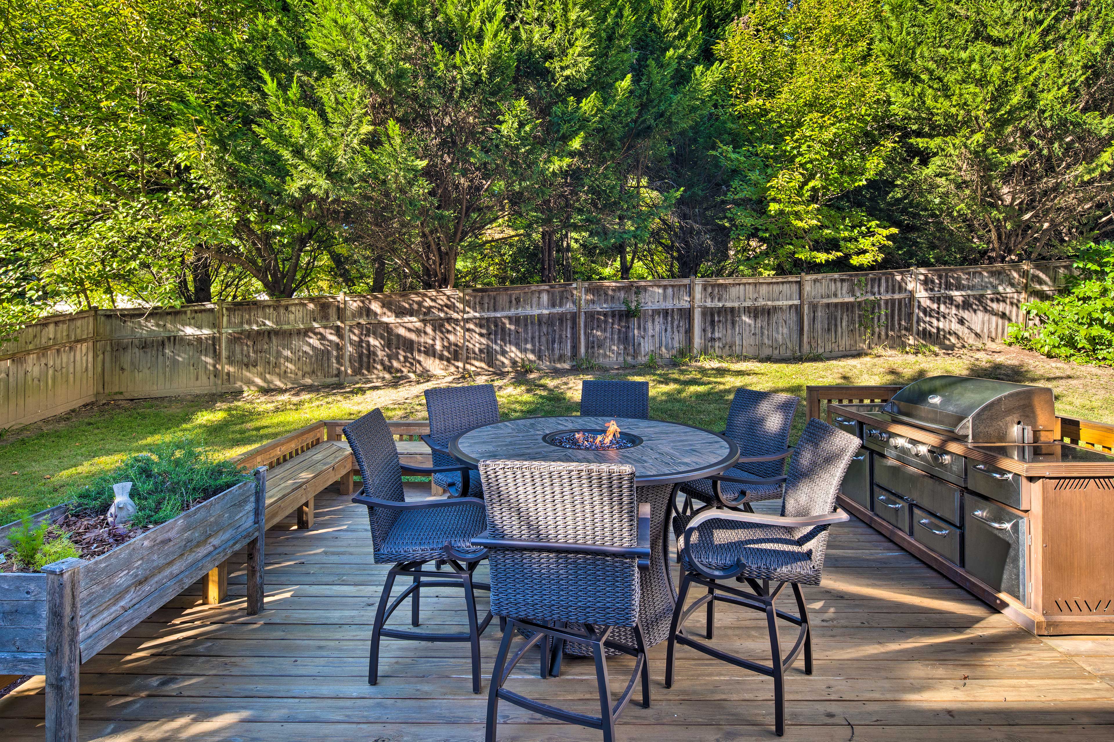 Spacious Yard | Gas Grill | Fire Pit | 2-Story Home