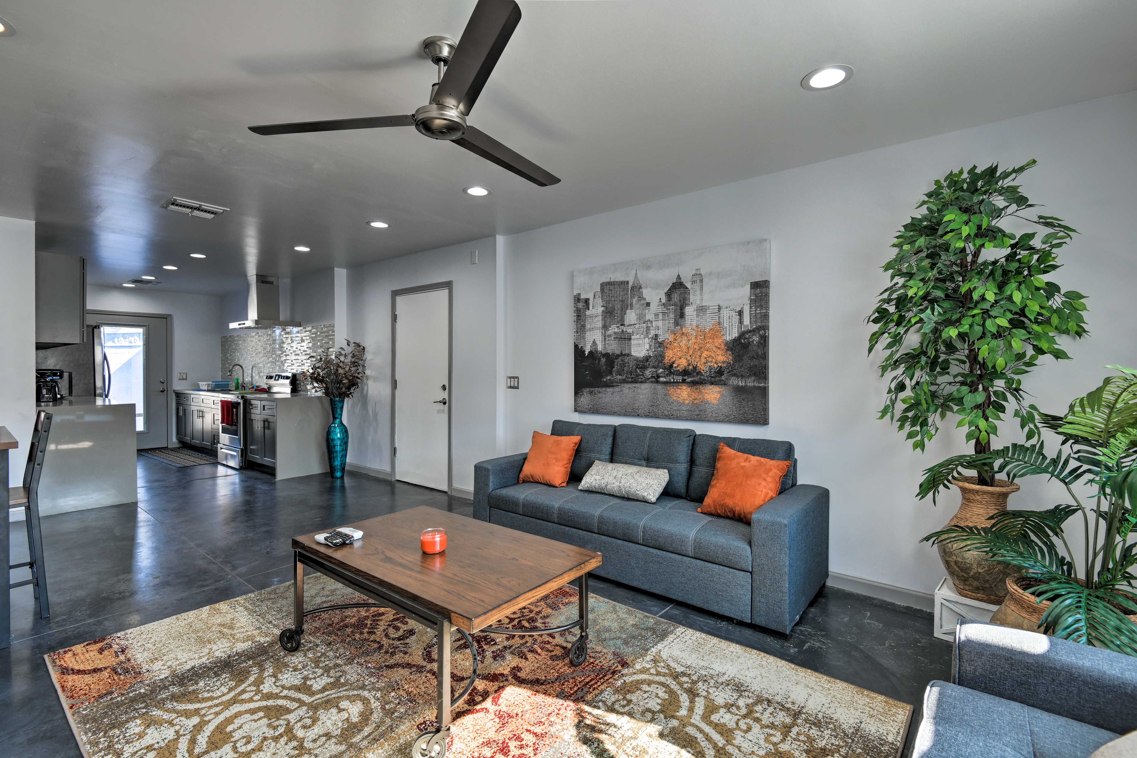 Unwind in this lavish 1-bedroom, 1-bathroom vacation rental home in Tempe.