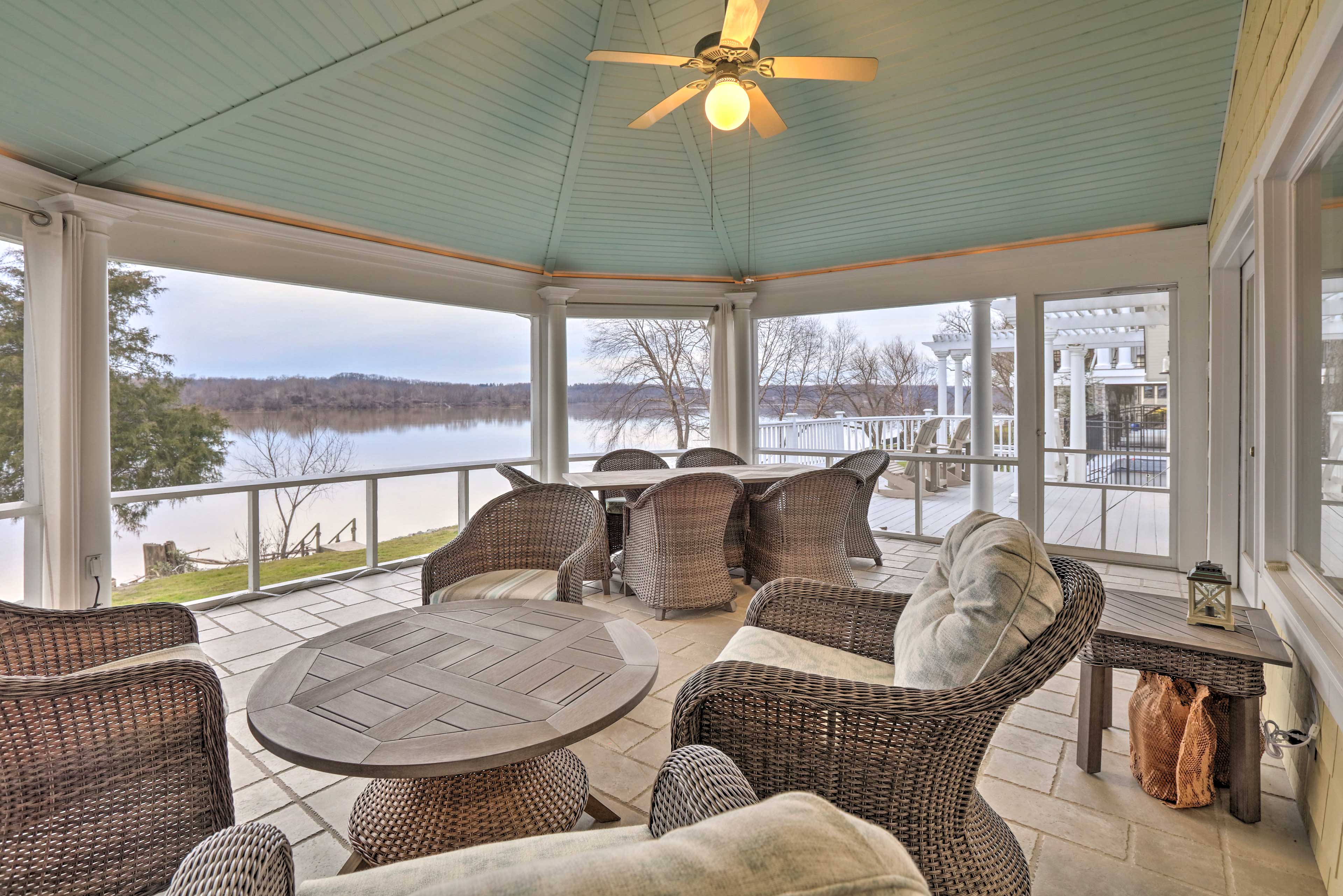 Screened Porch | Outdoor Dining | River Views