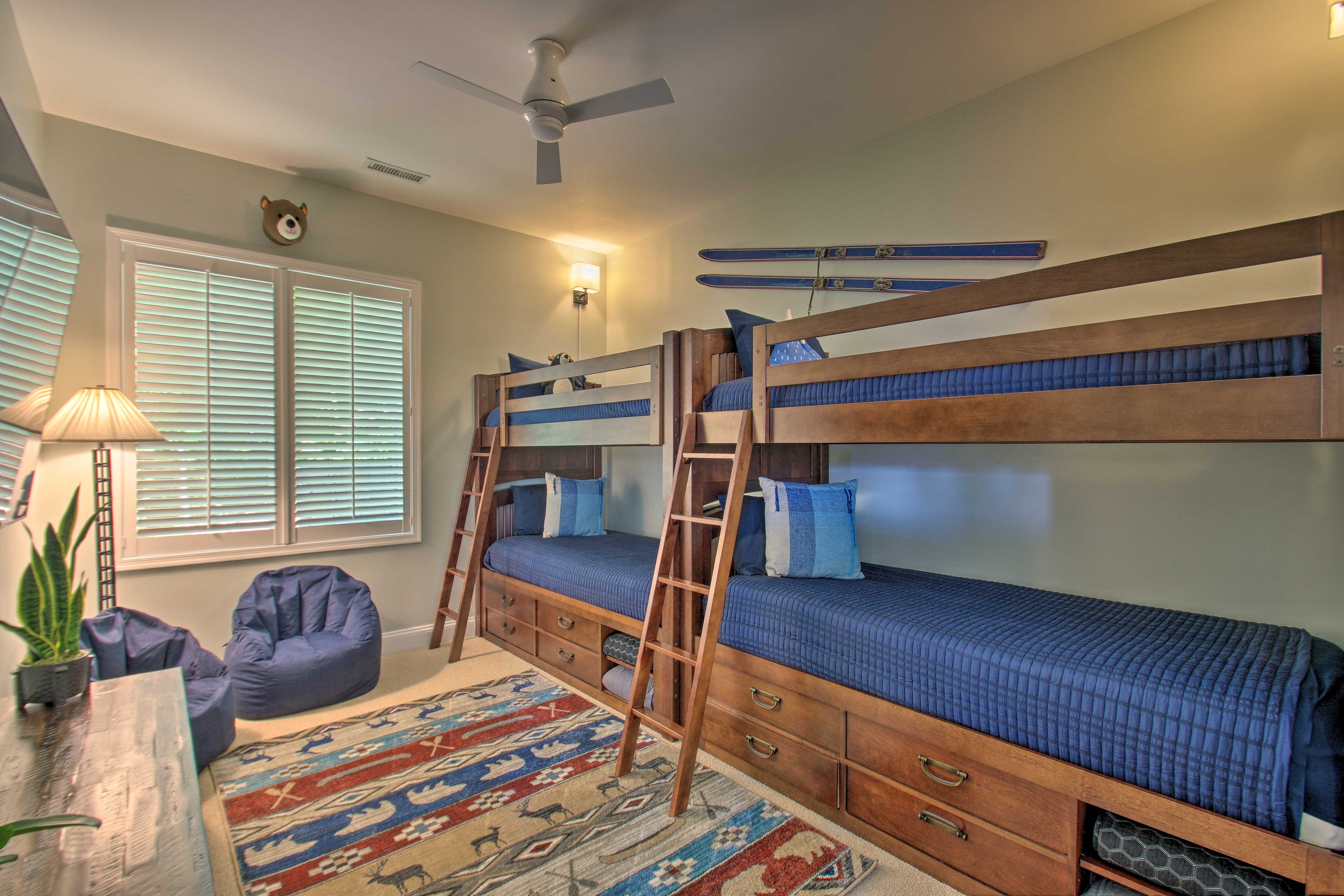 Bedroom 4 | 2 Twin Bunk Beds