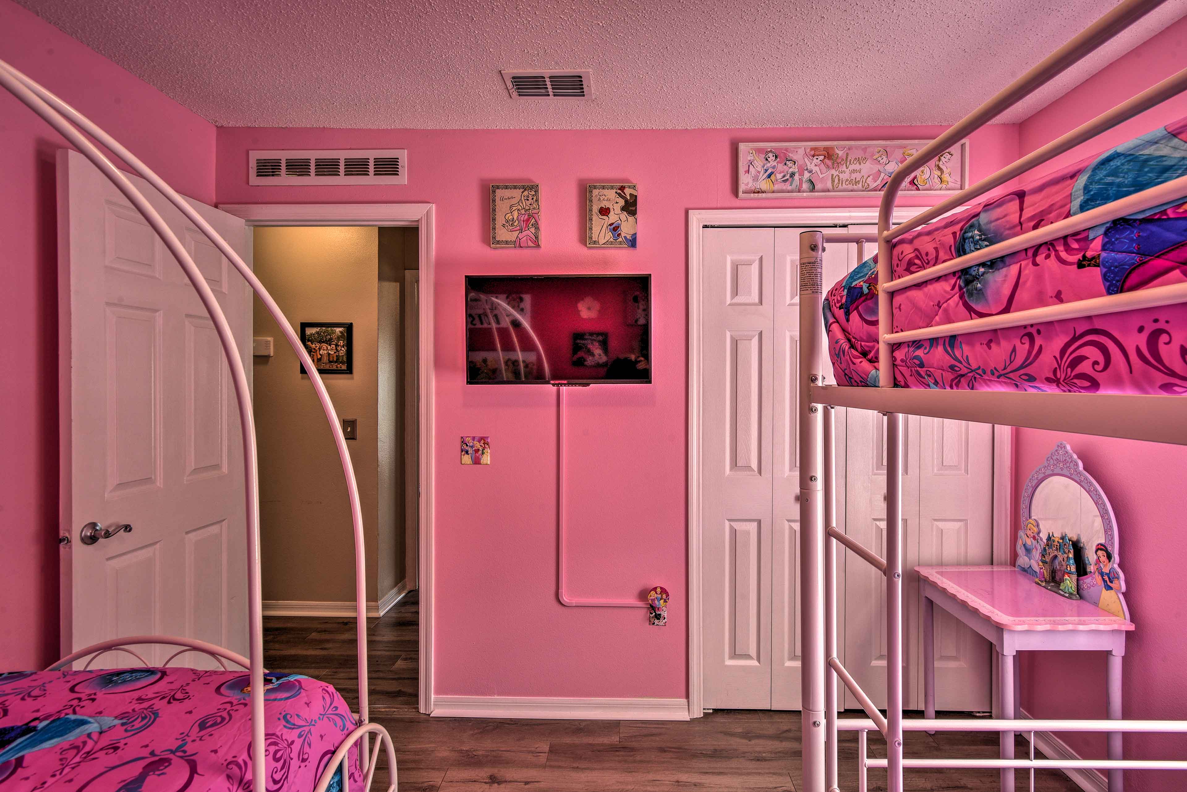 Bedroom 4 | Twin Bed | Twin Bunk Bed