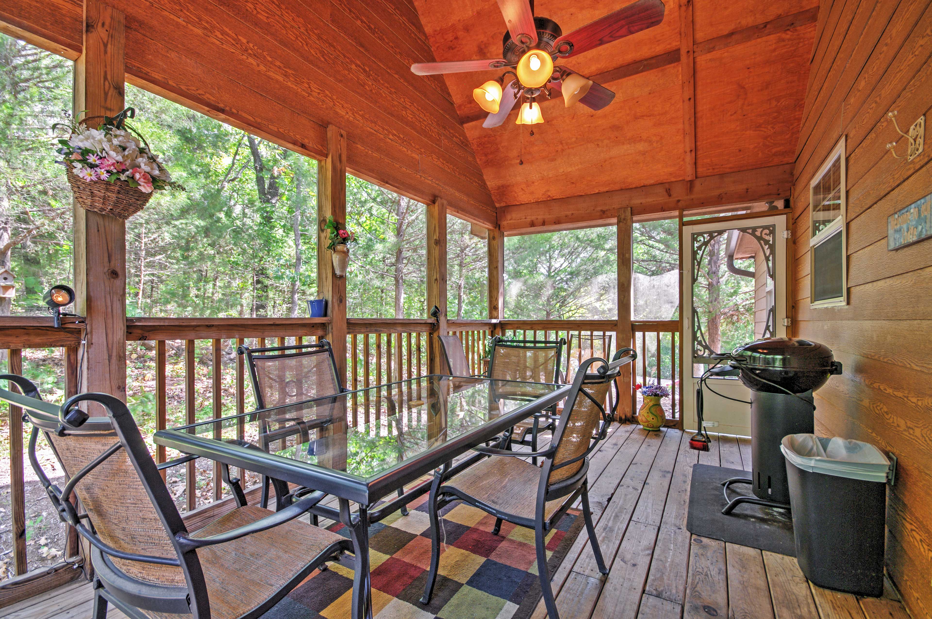 Screened-In Porch w/ Grill