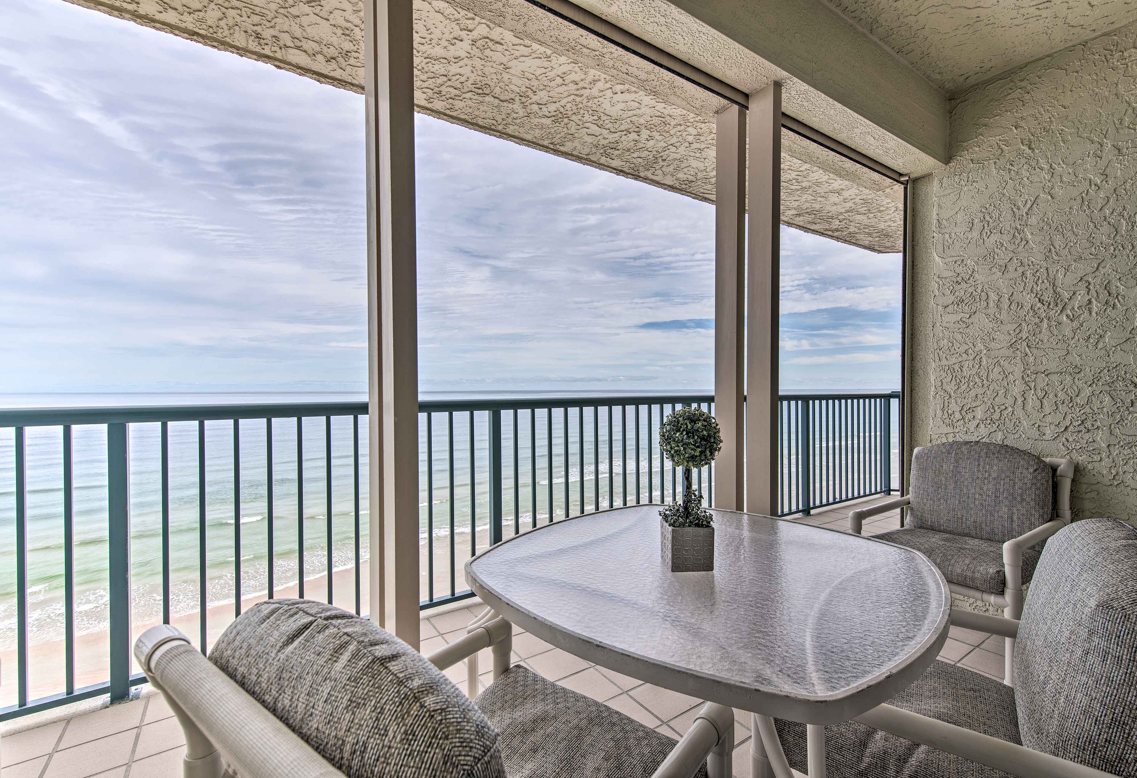 Daytona Beach Vacation Rental | 3BR | 3BA | Step-Free Access | 2,557 Sq Ft