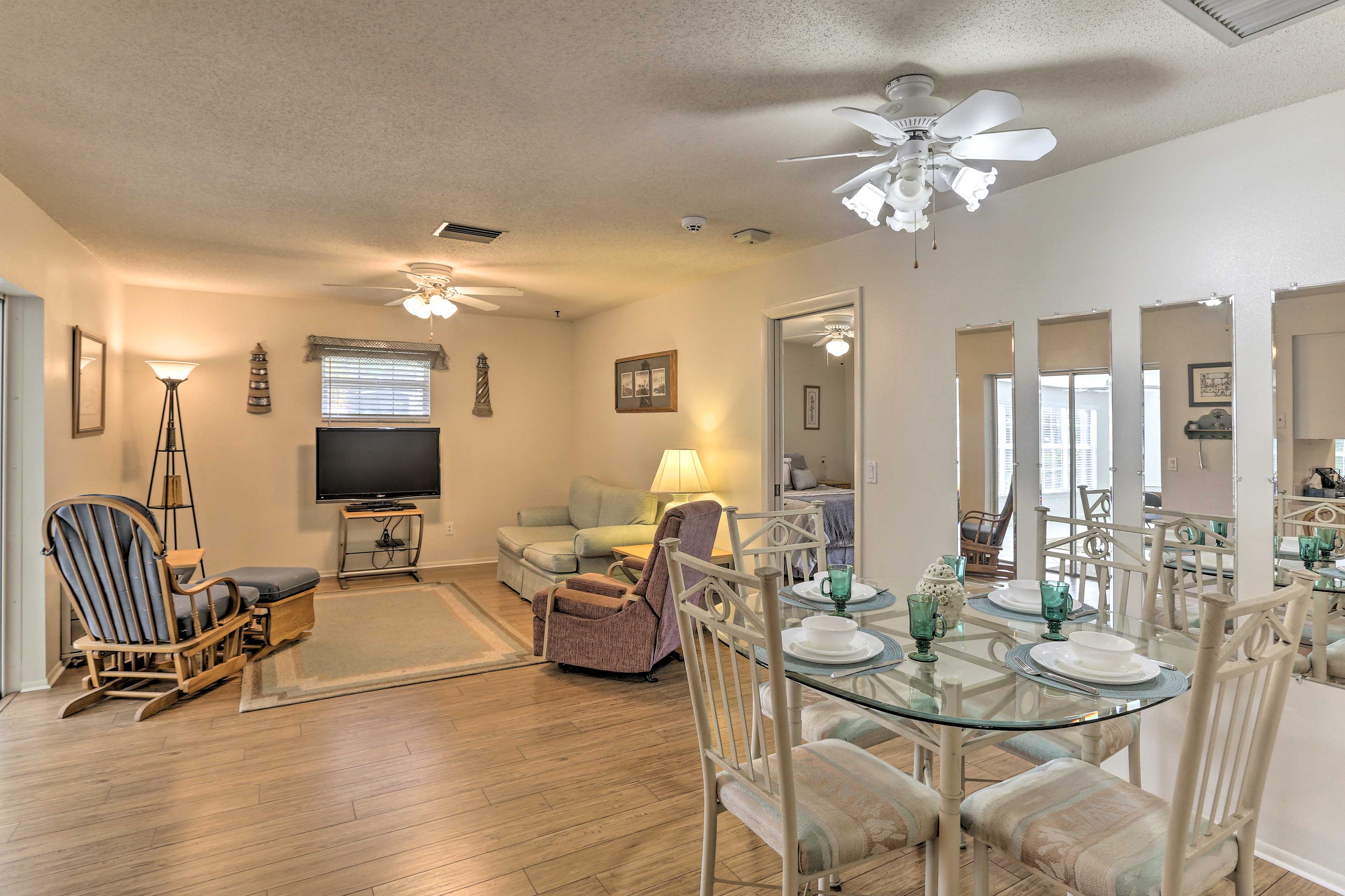 Dining Area | Dishware & Flatware