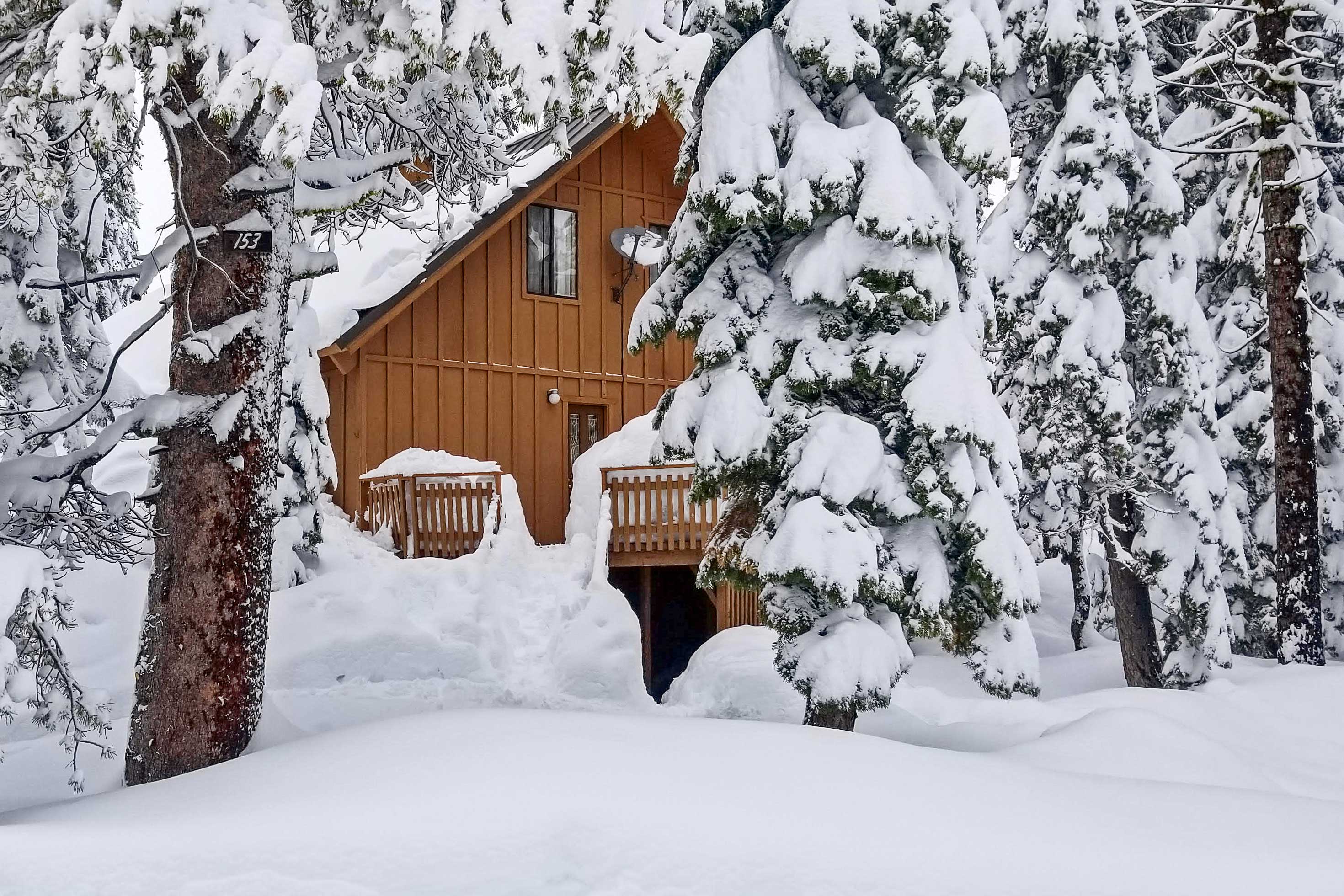 Parking | Parking Lot (2 Vehicles) | Off-Site Parking Only in Winter