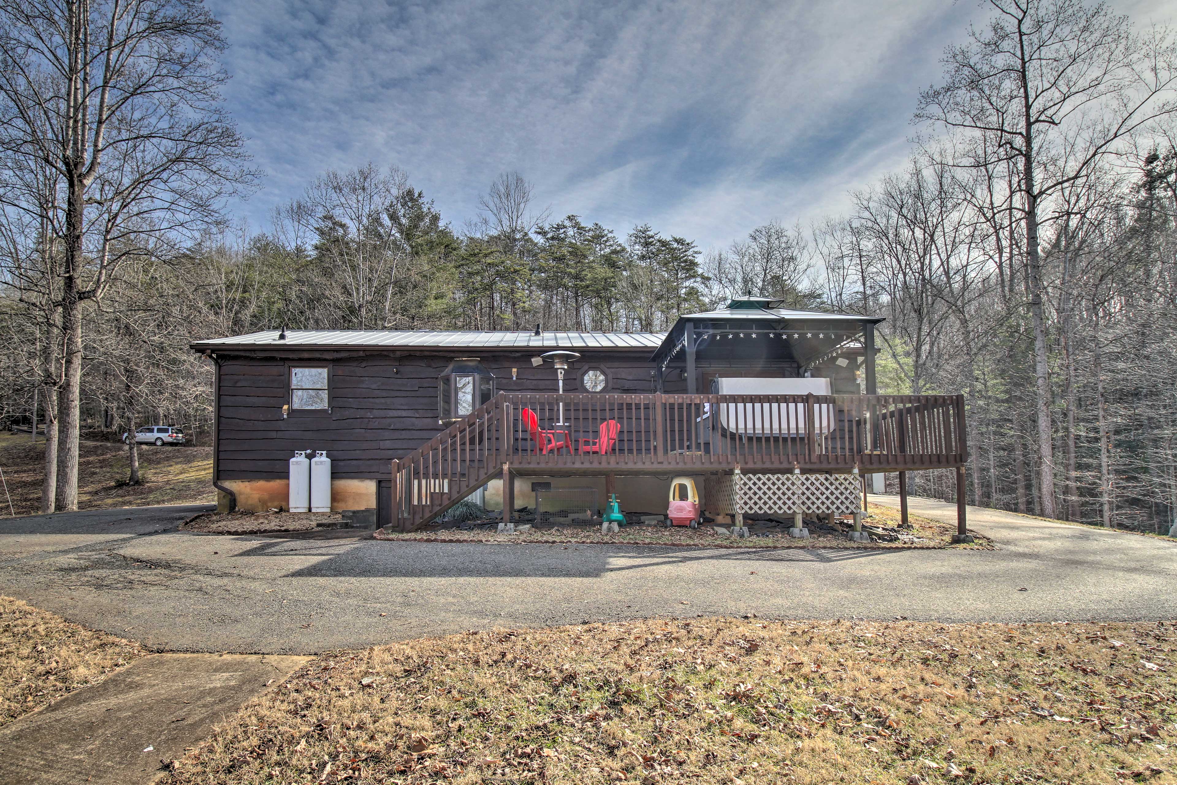 Cabin 1 Exterior