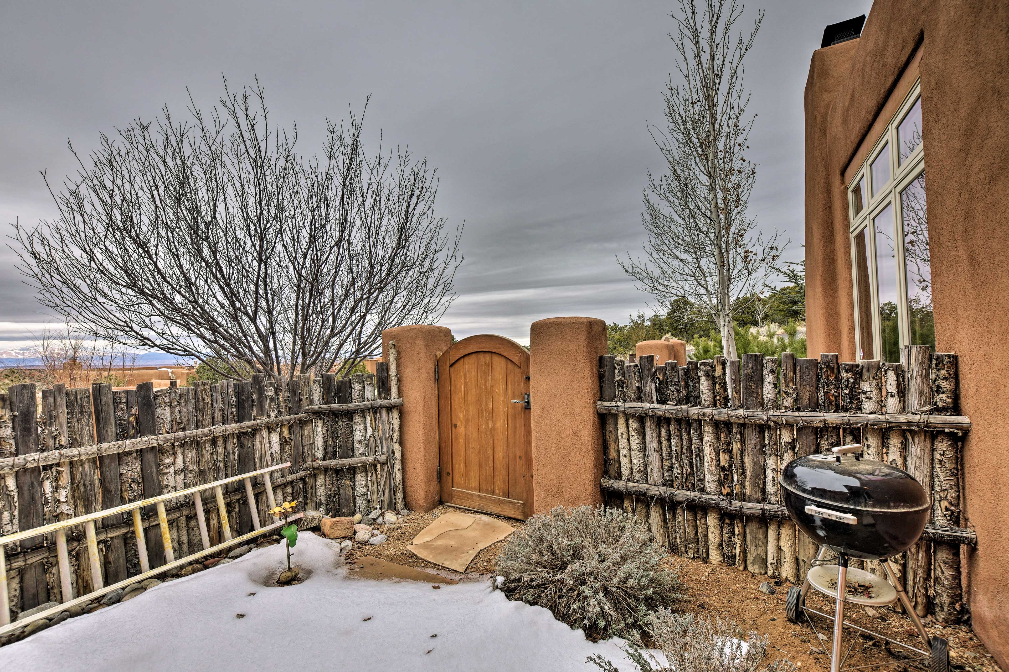 Private Patio w/ Charcoal Grill