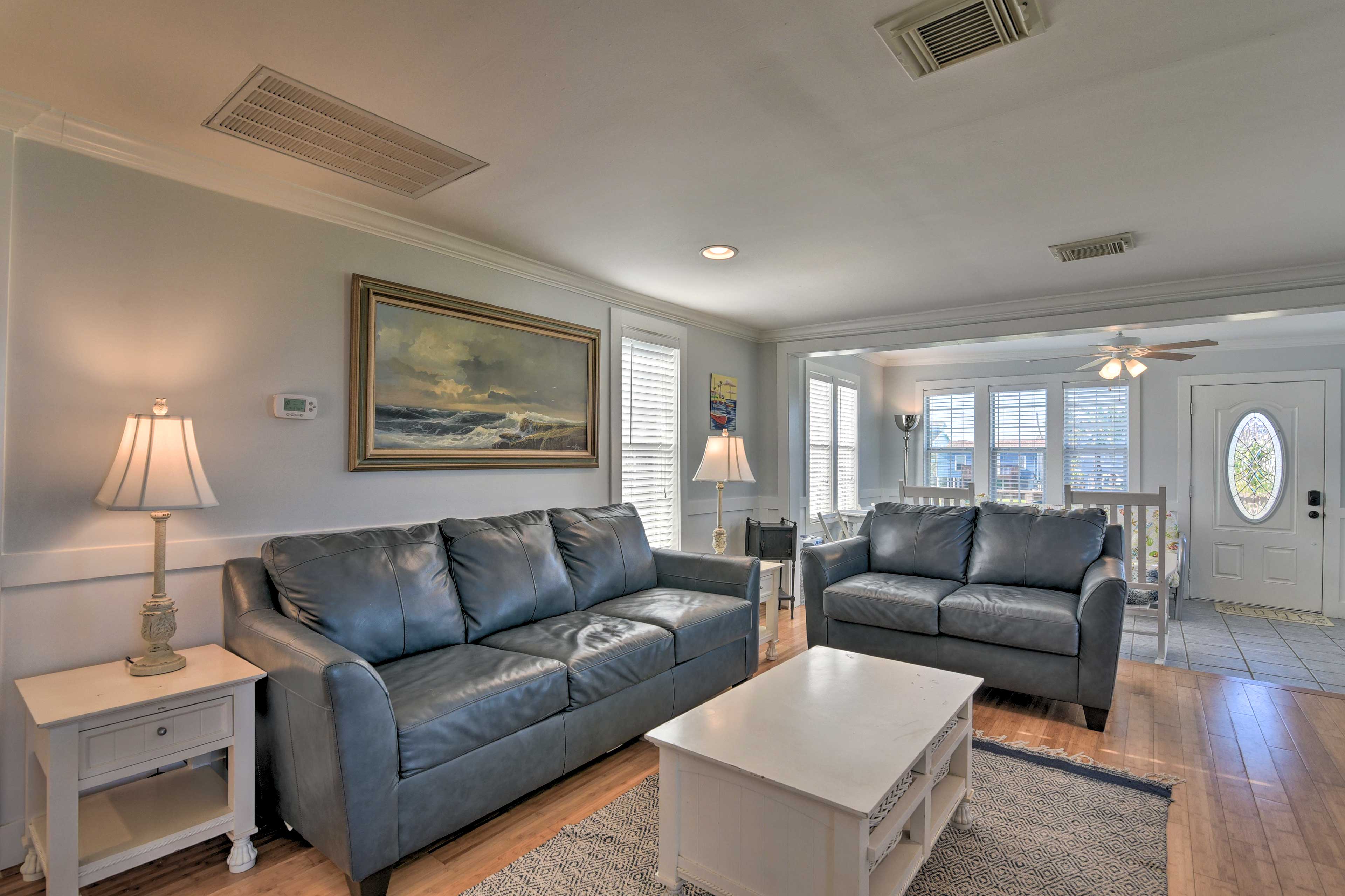 Living Room | Open Floor Plan