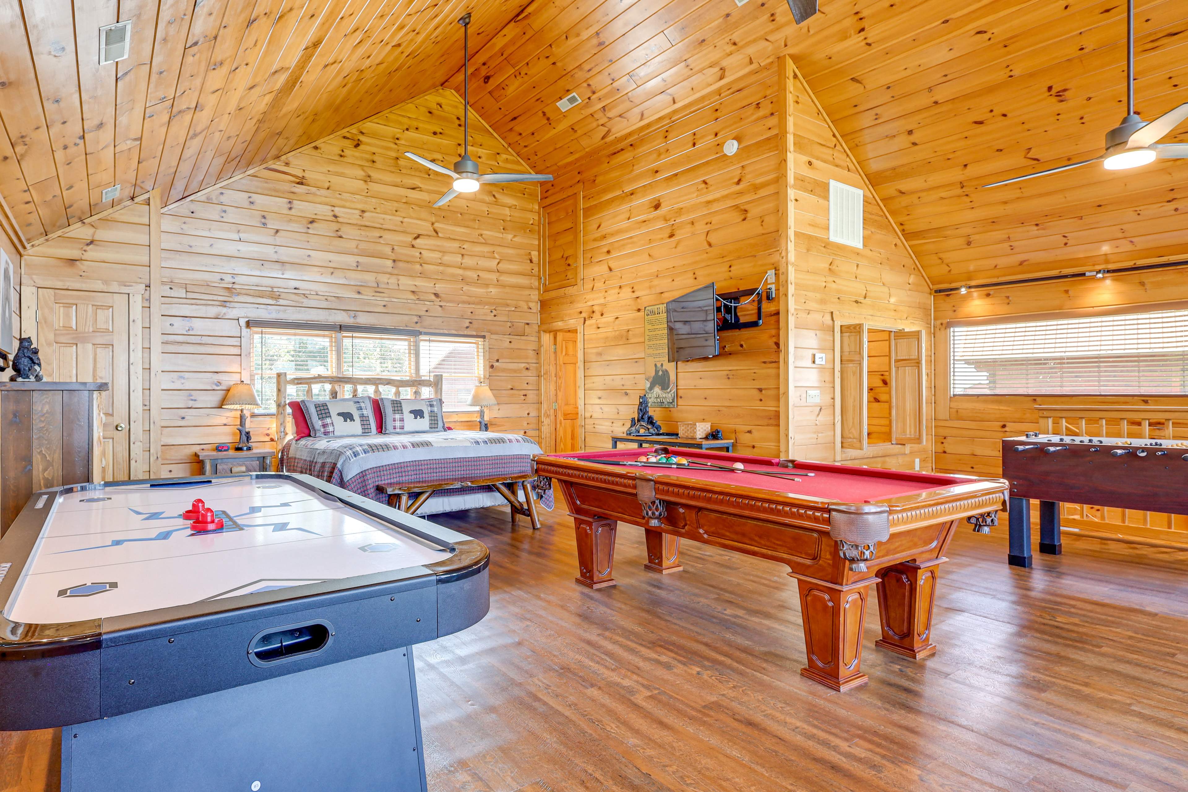 Gamer Room | Pool Table | Air Hockey | Foosball | Deck Access