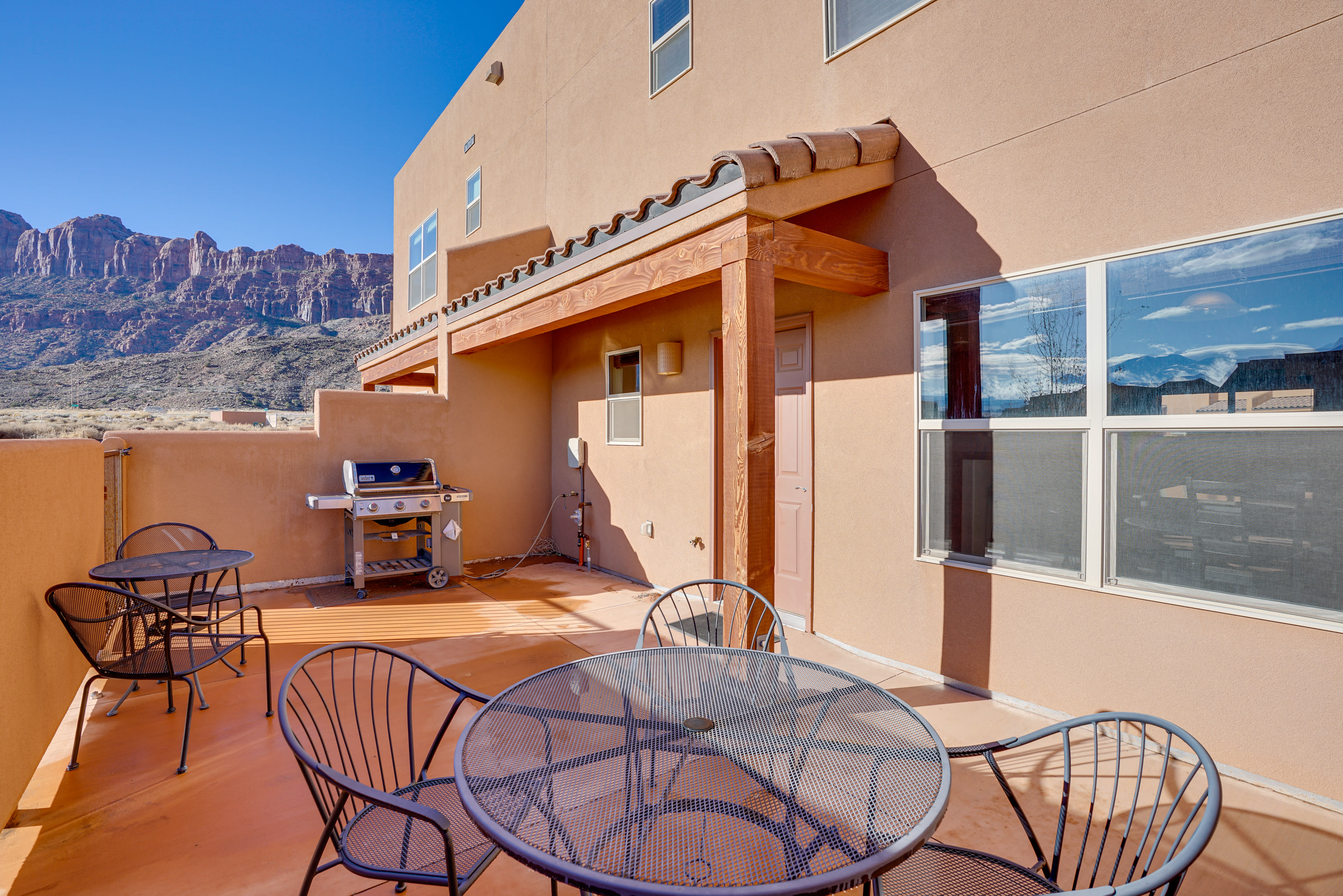 Moab Vacation Rental | 2BR | 2.5BA | Stairs Required | 1,274 Sq Ft