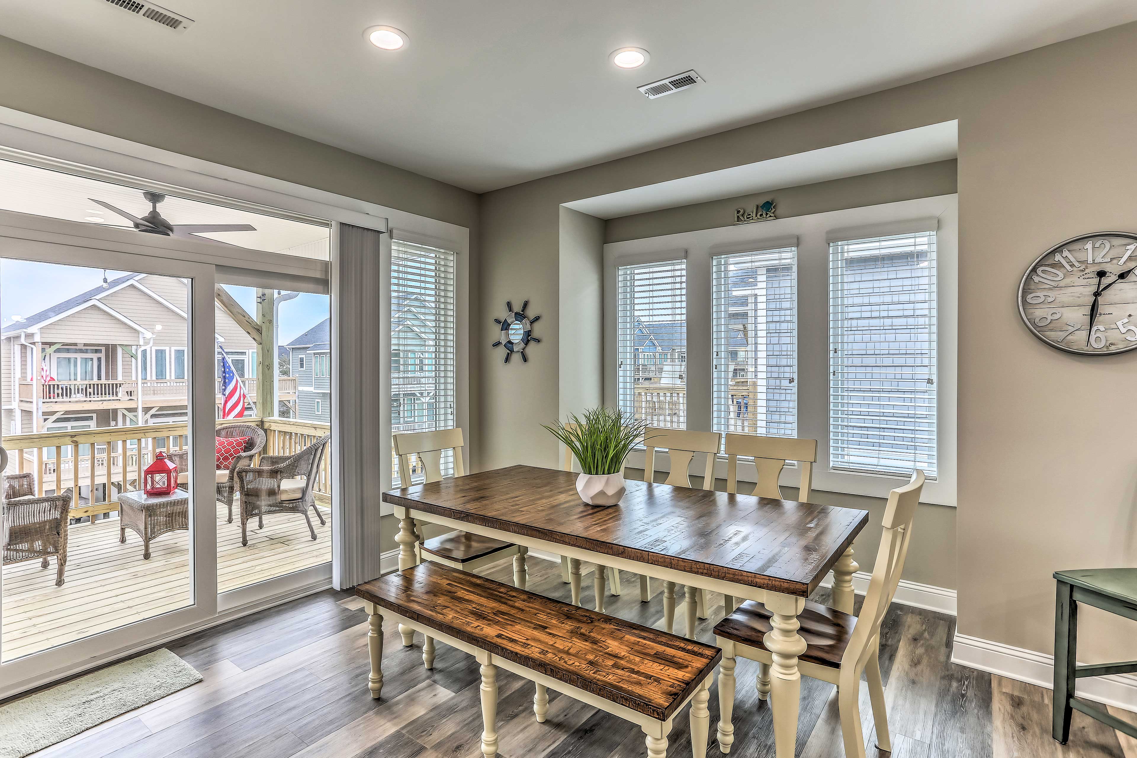 This farmhouse-style dining table can be the host of your home-cooked meals.