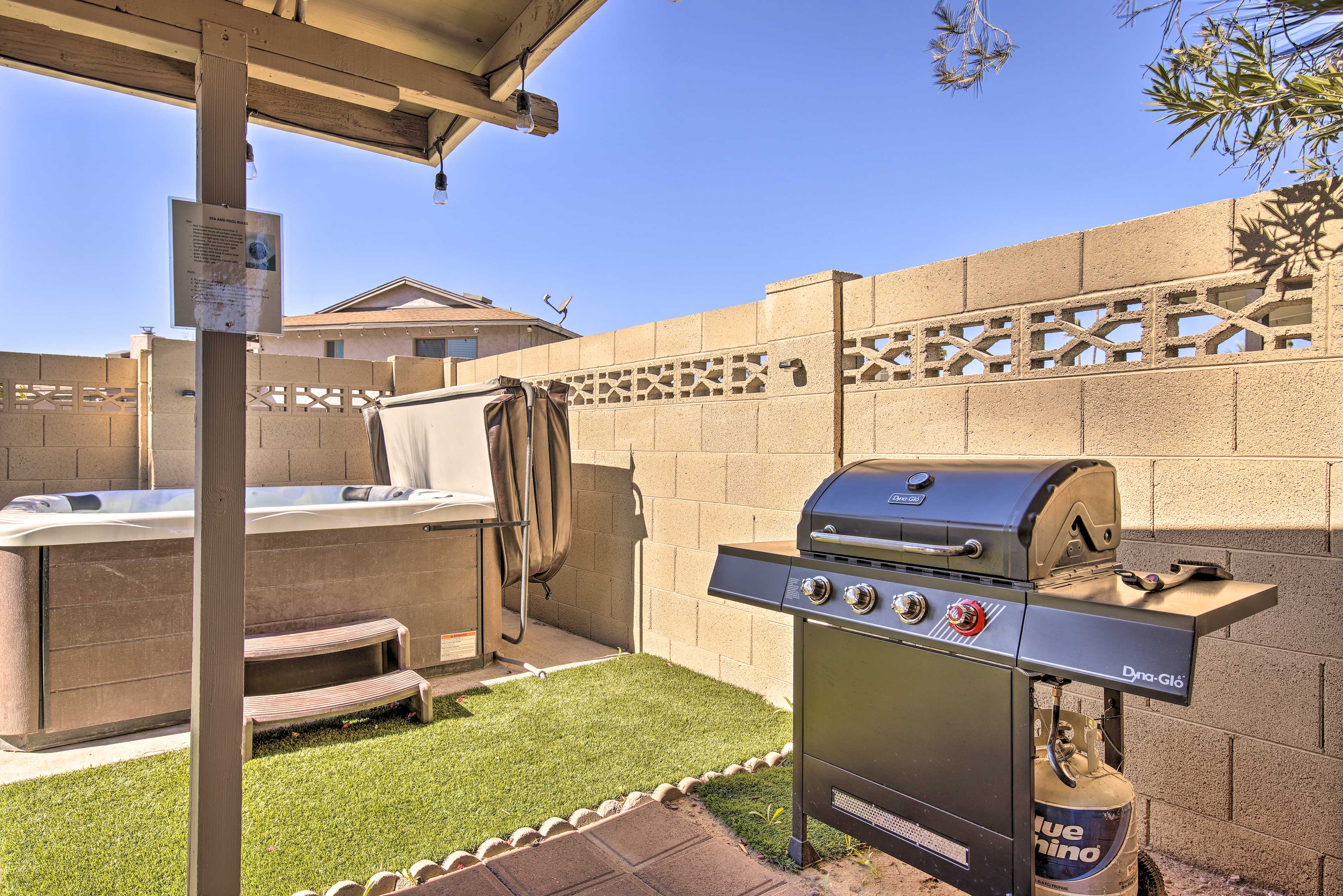 Private Yard | Gas Grill