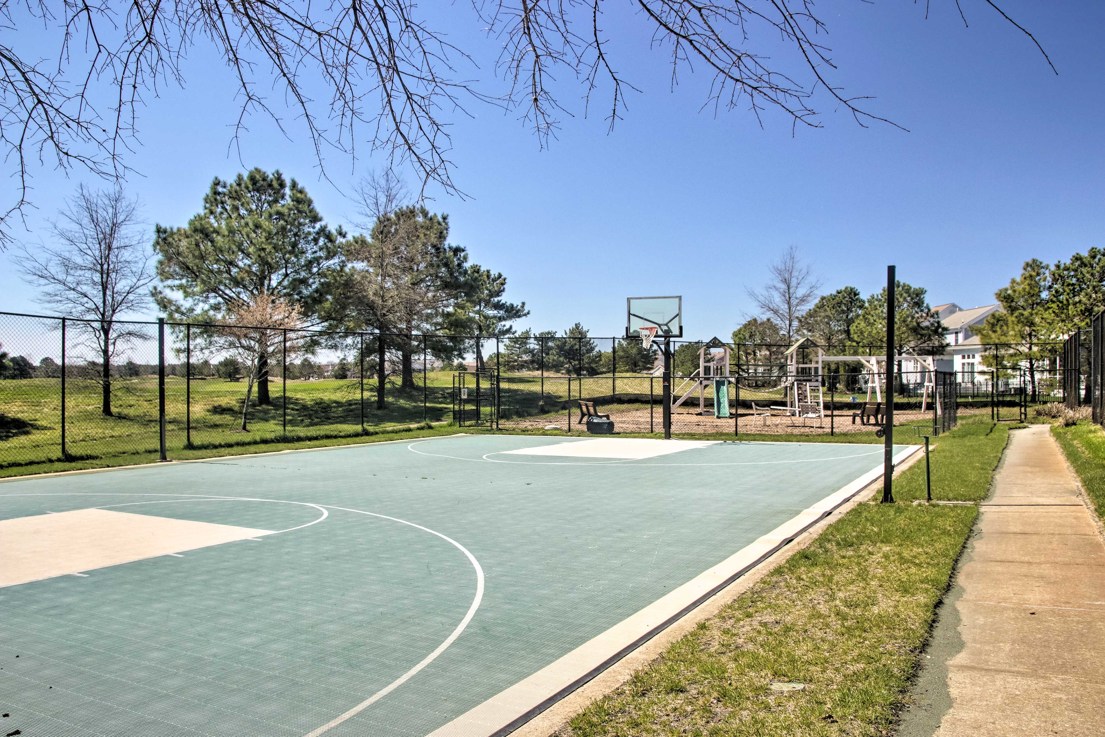 Basketball | Playground