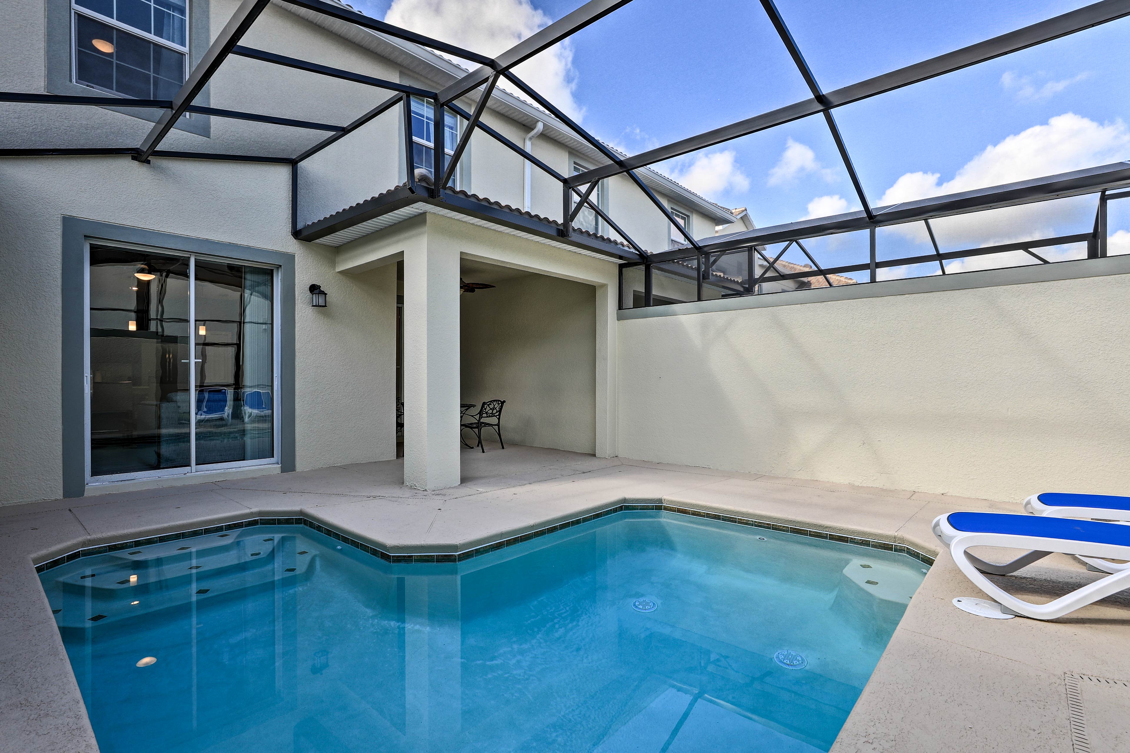 Private Pool | Lounge Chairs