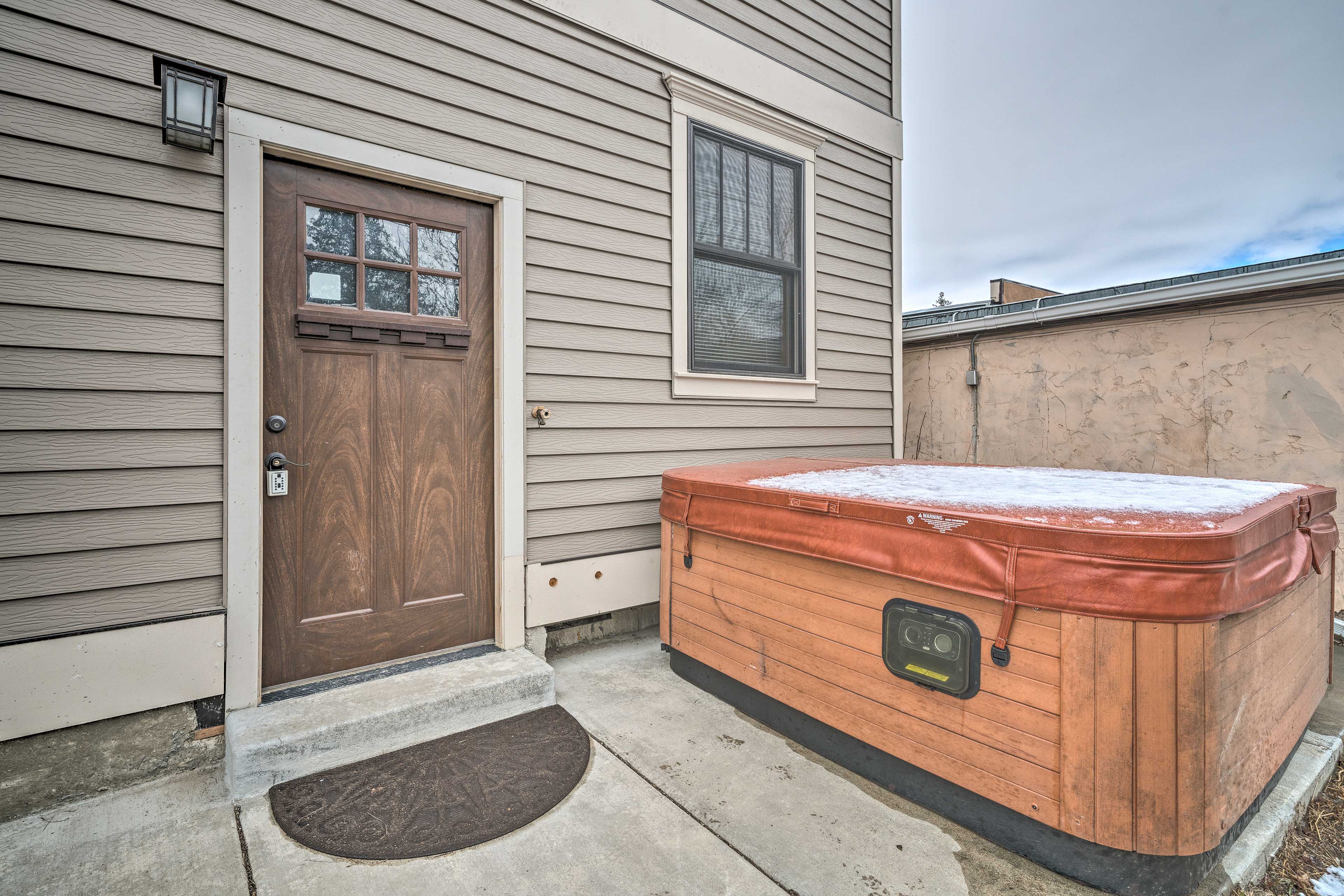 Private Hot Tub