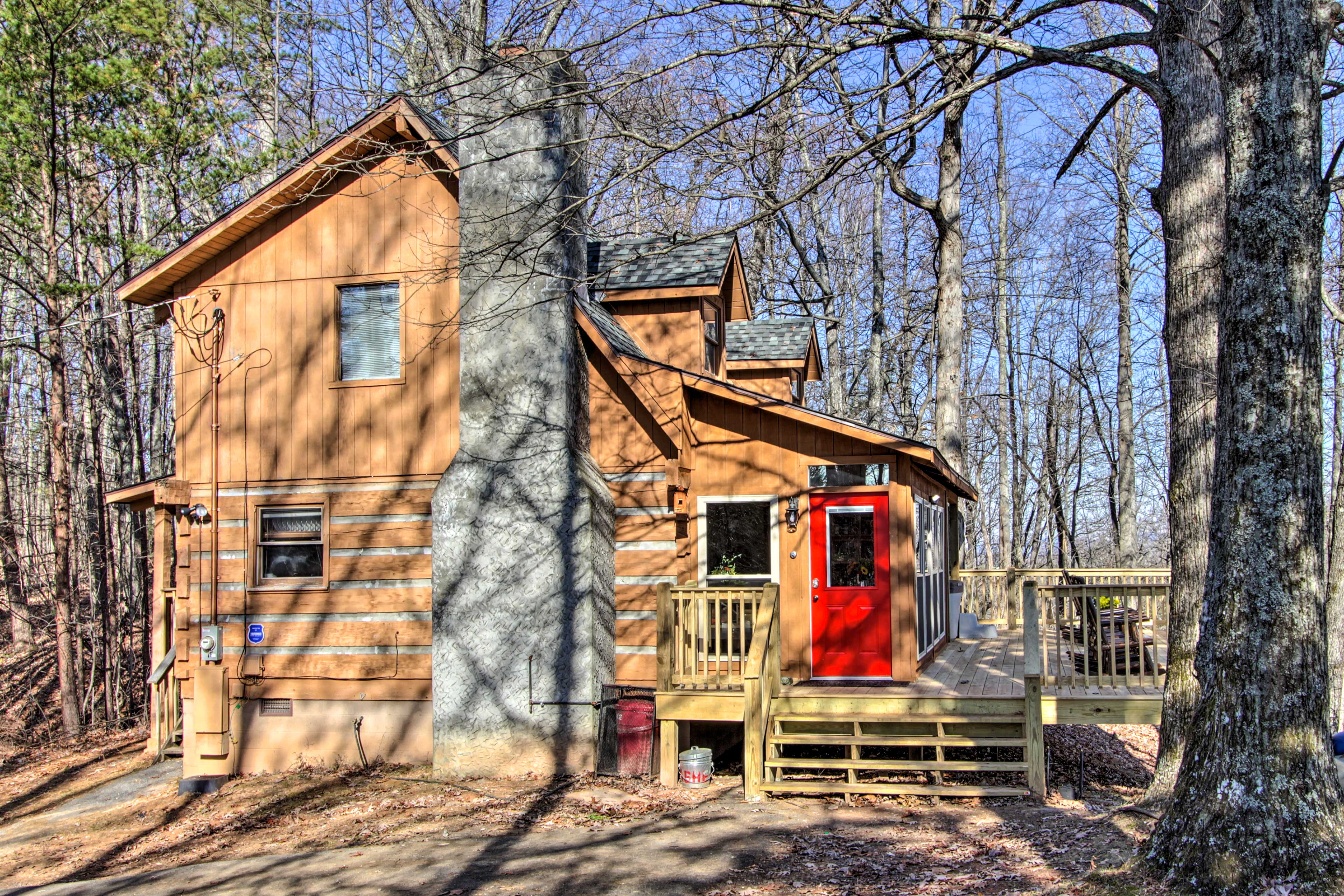 Front Entrance | Keyless Entry