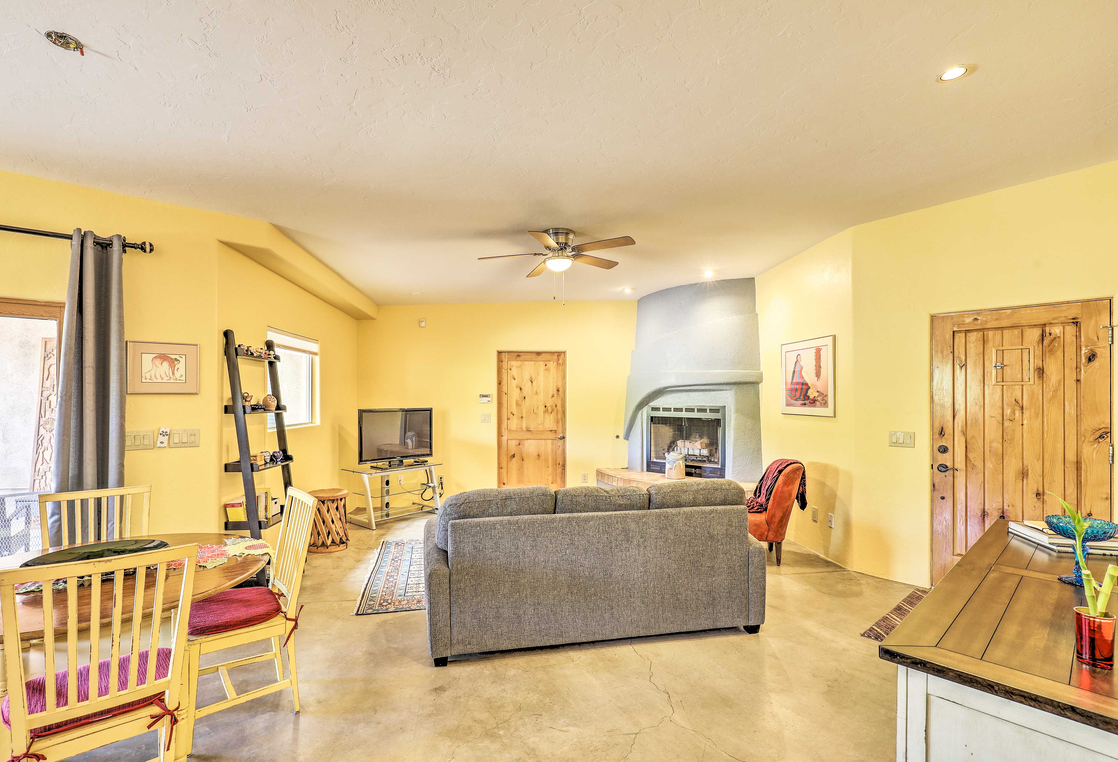 Living Room | Ceiling Fan