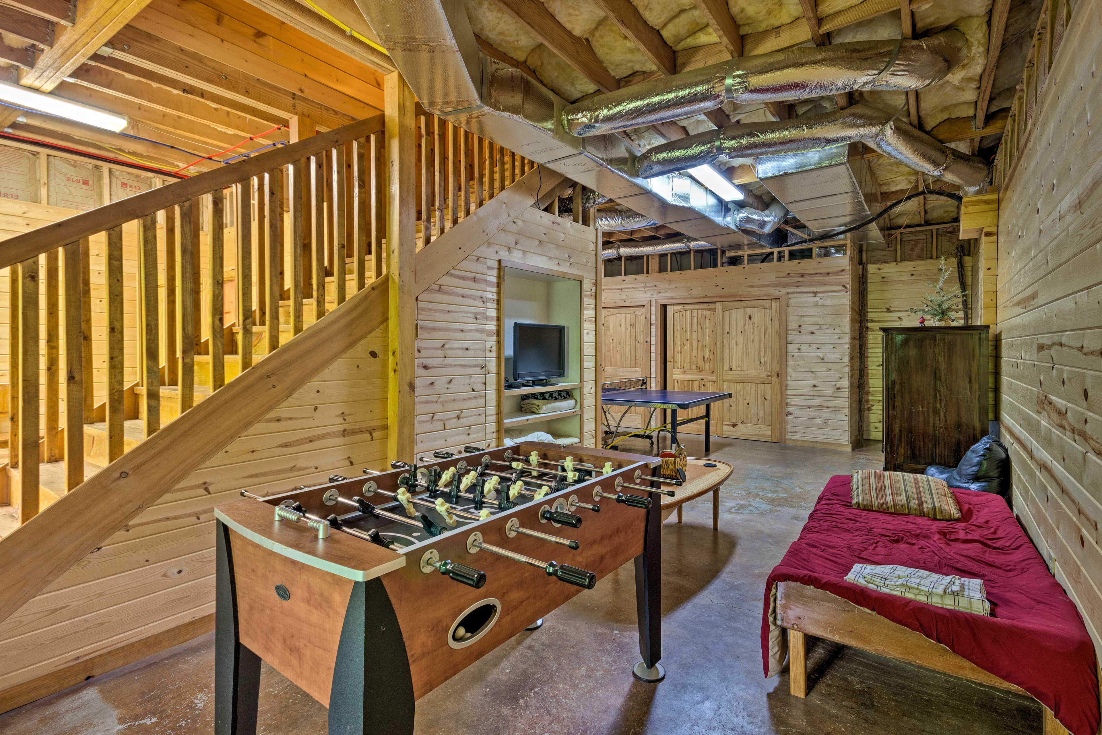 Game Room | Foosball | Ping-Pong Table