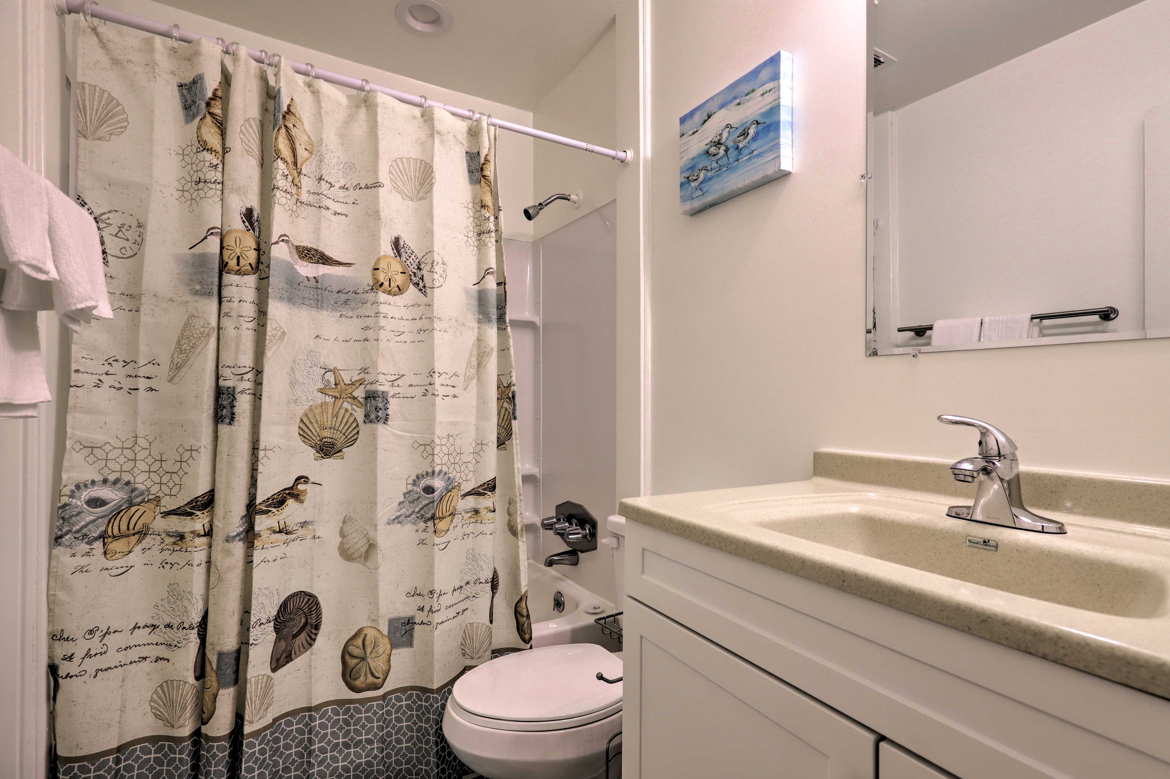 Full Bathroom | Linens & Towels