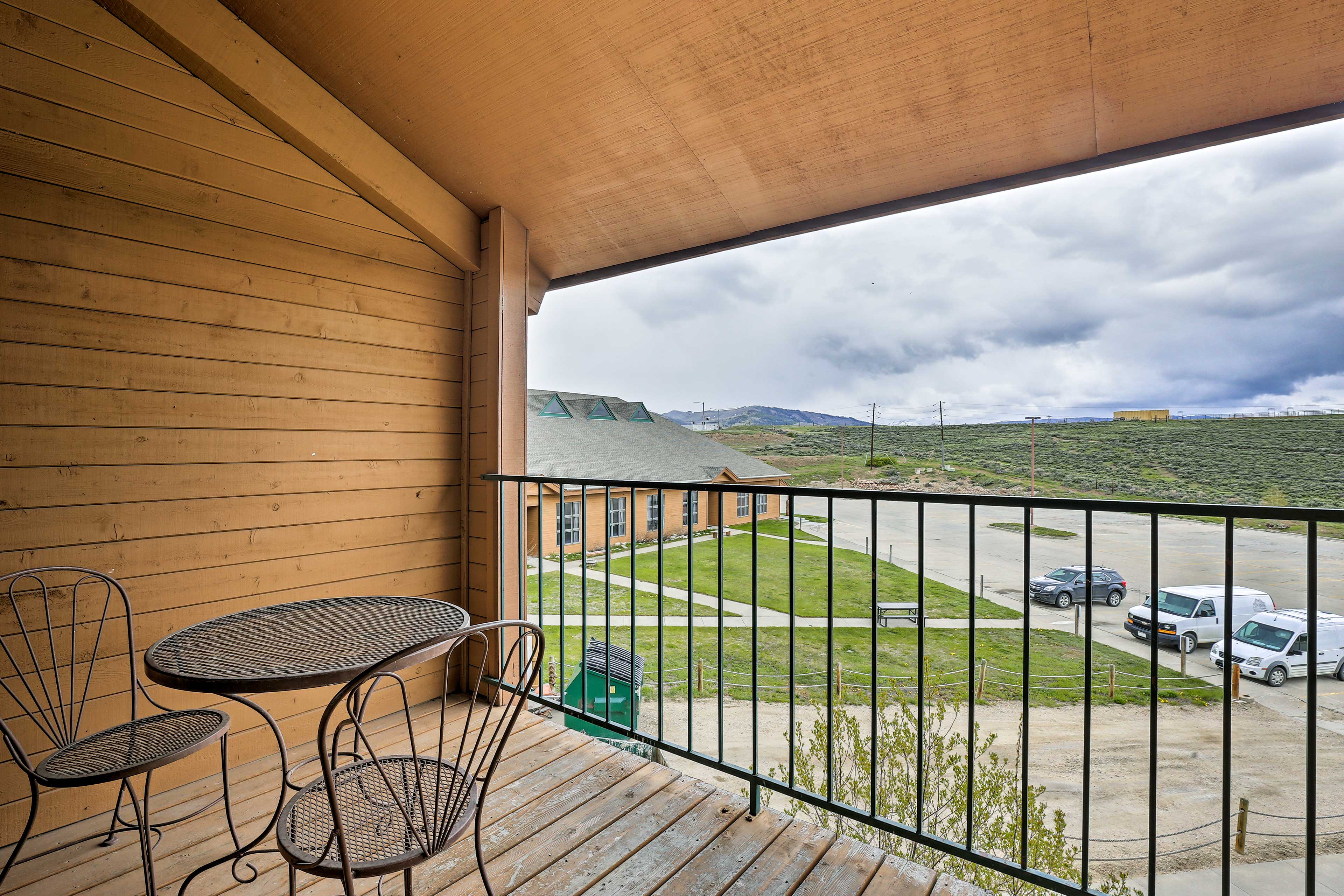 Private Balcony | Outdoor Dining | Mountain Views