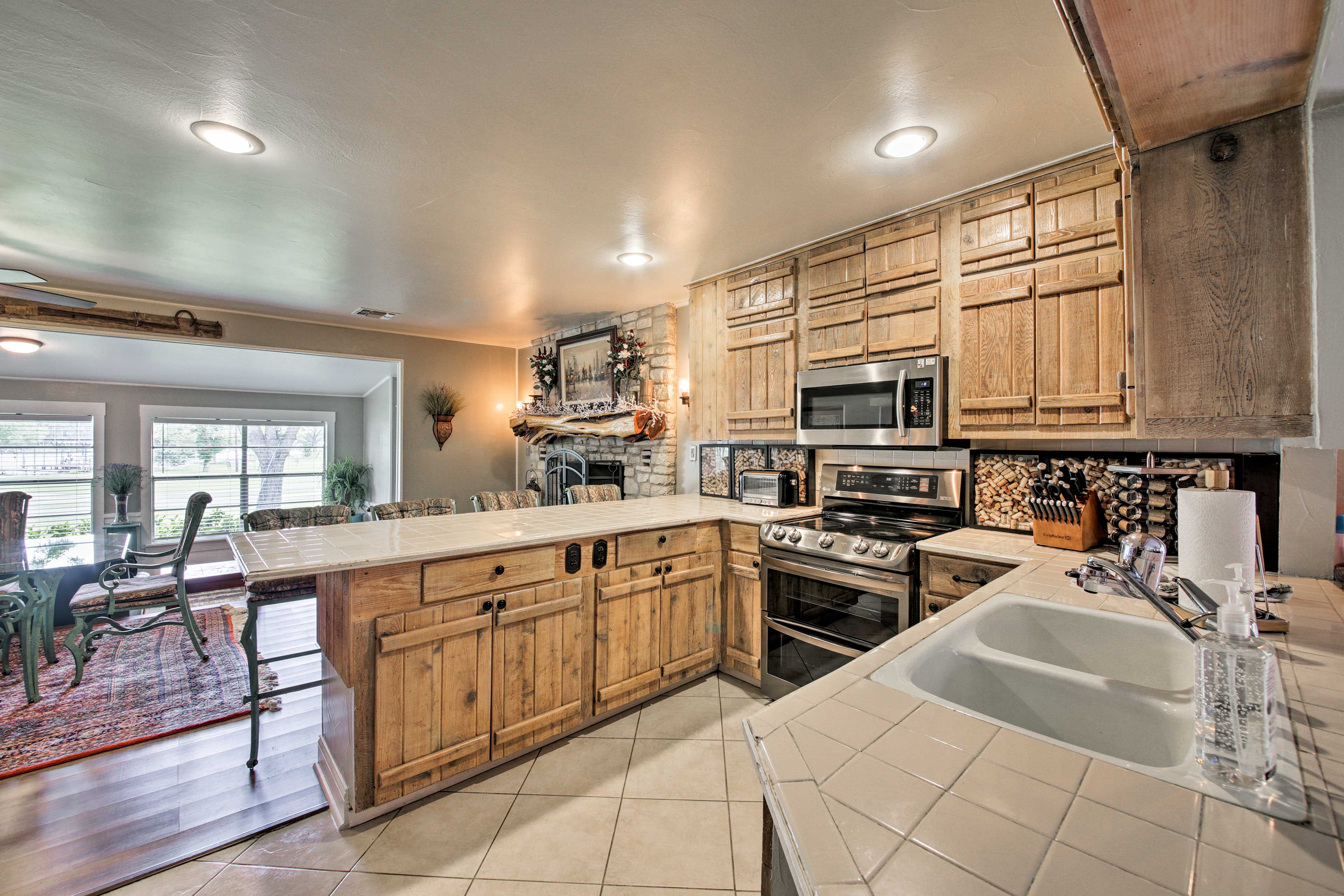 The kitchen comes fully equipped with ample counter space and new appliances!