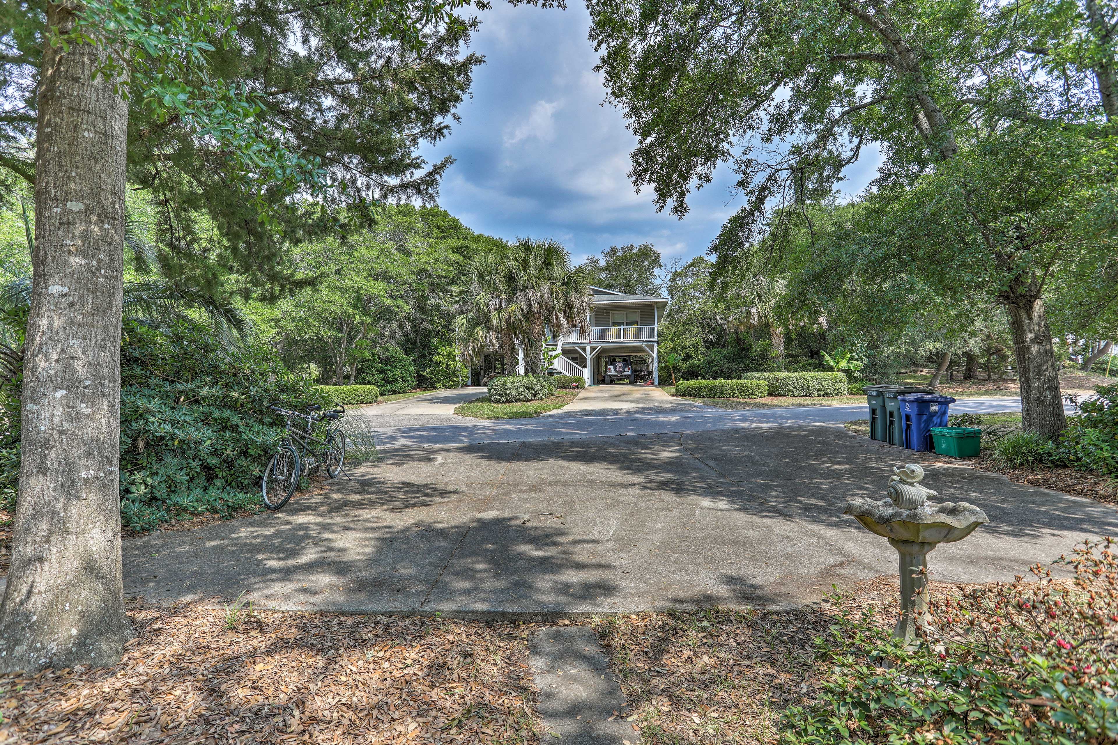 Parking | Driveway (2 Vehicles)