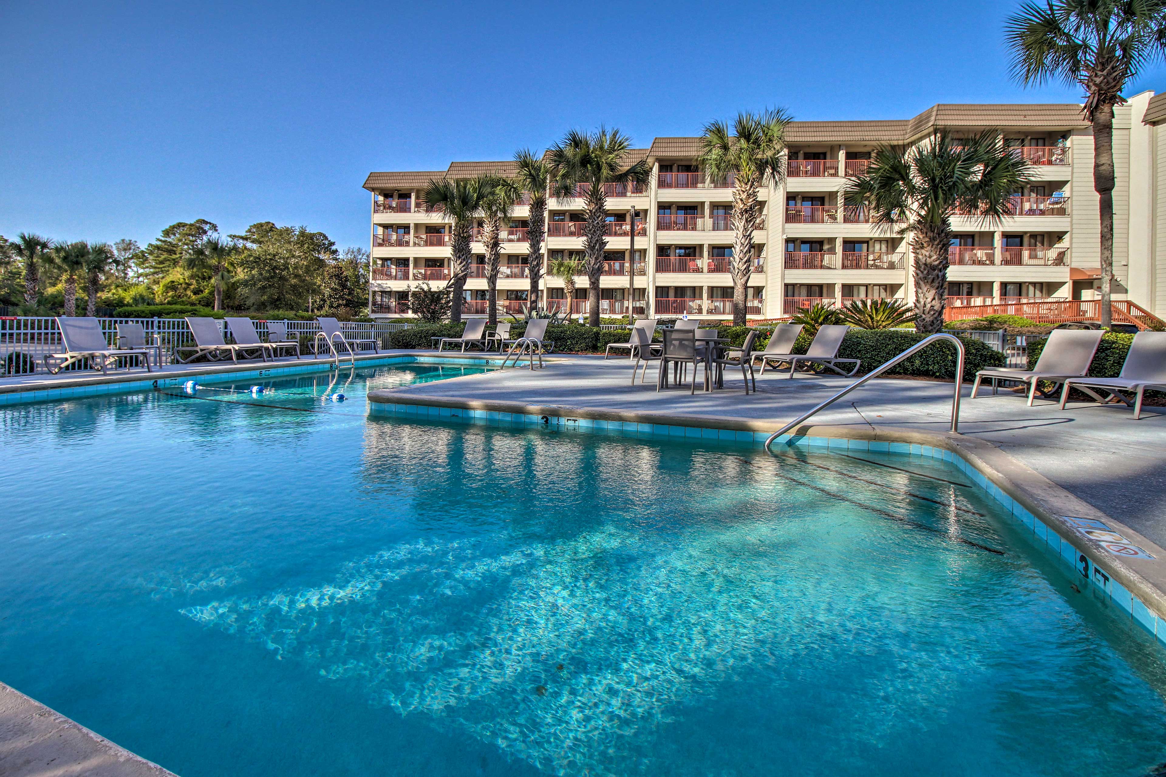 Hilton Head Island Vacation Rental | 1BR | 1BA | 540 Sq Ft | Steps to Enter