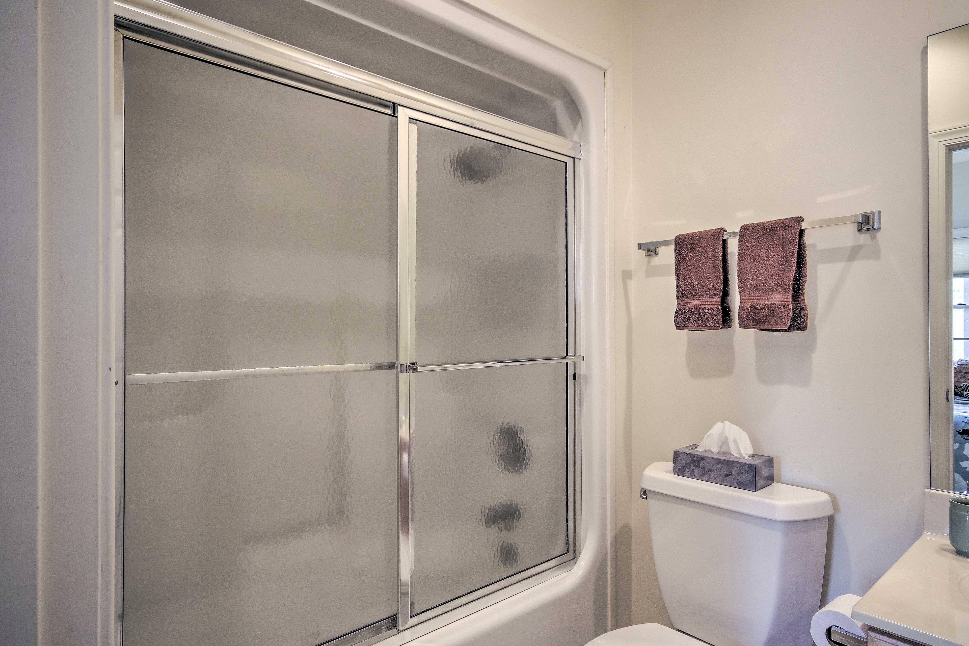 En-Suite Bathroom | Towels Provided