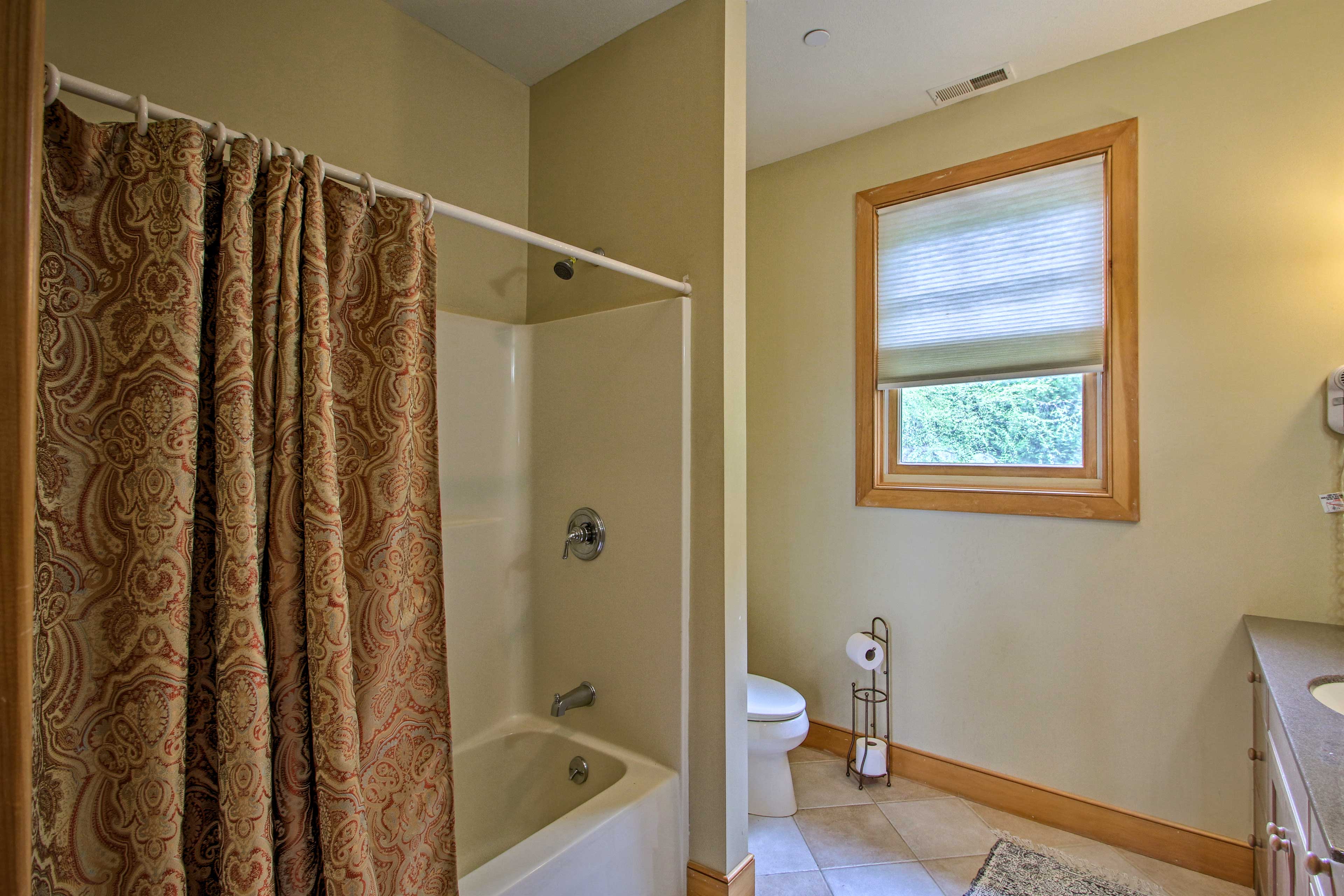 Bathroom | Linens/Towels