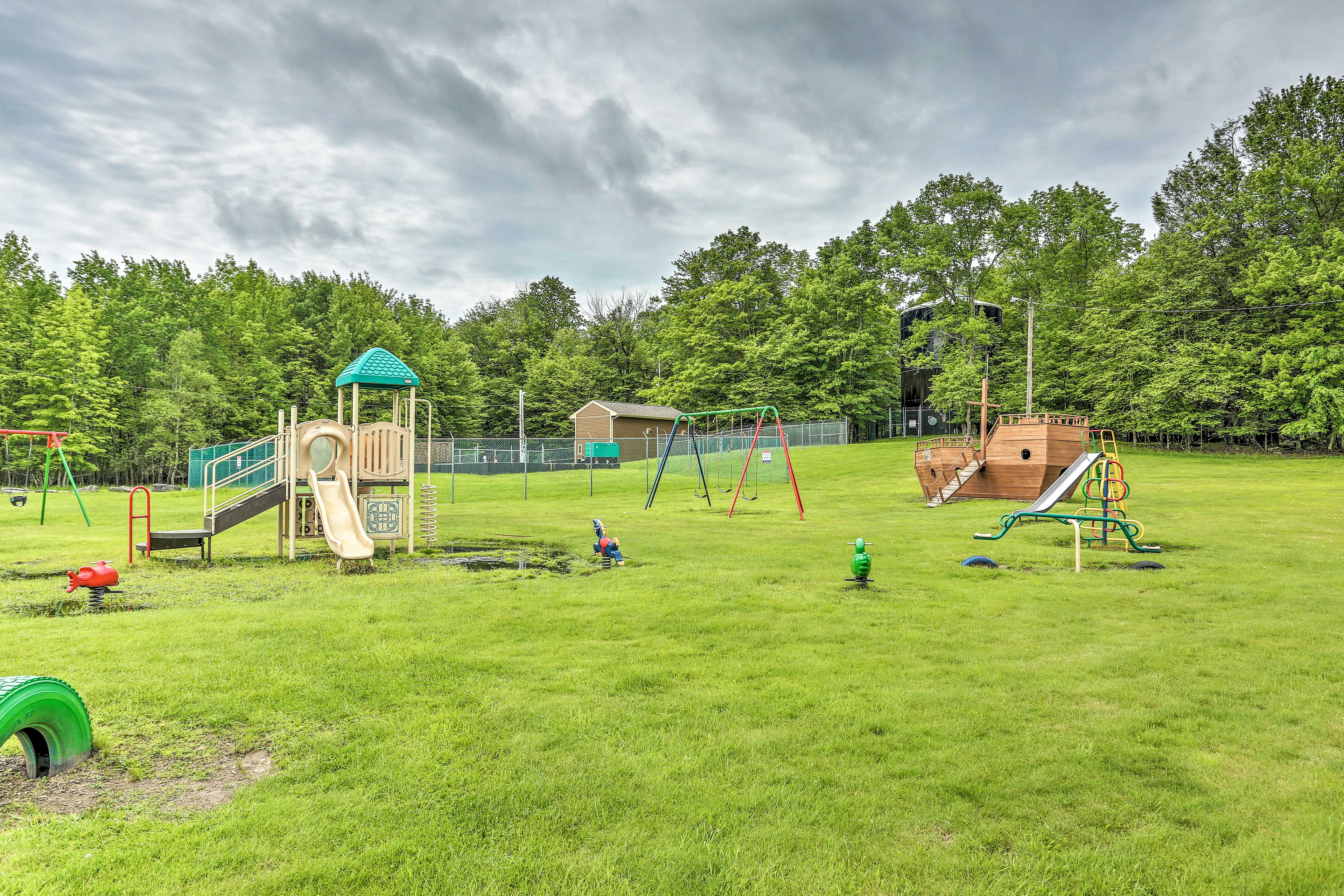 Community Amenities | Playground