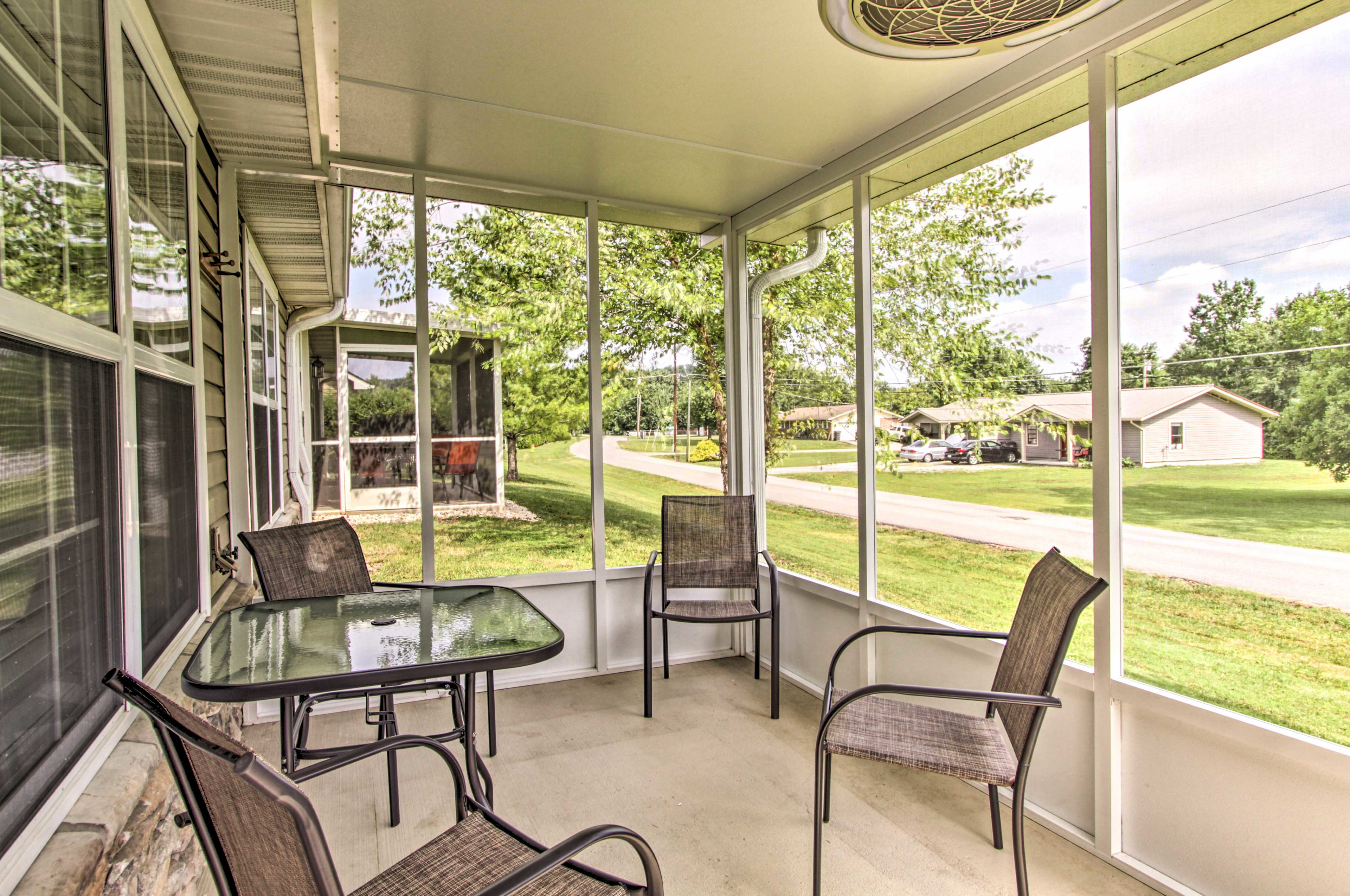 Screened-in Patio