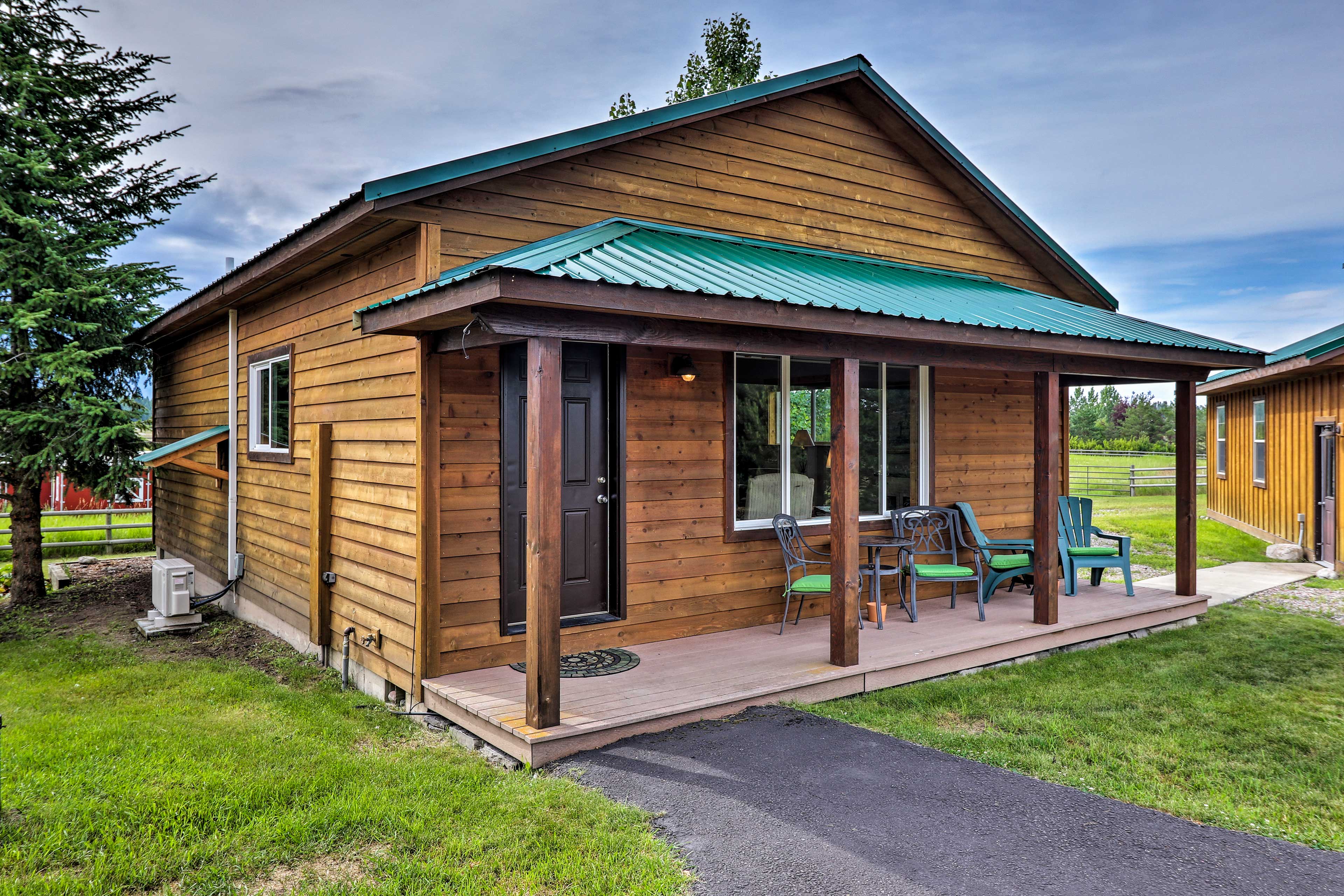 Exterior | Covered Porch w/ Seating