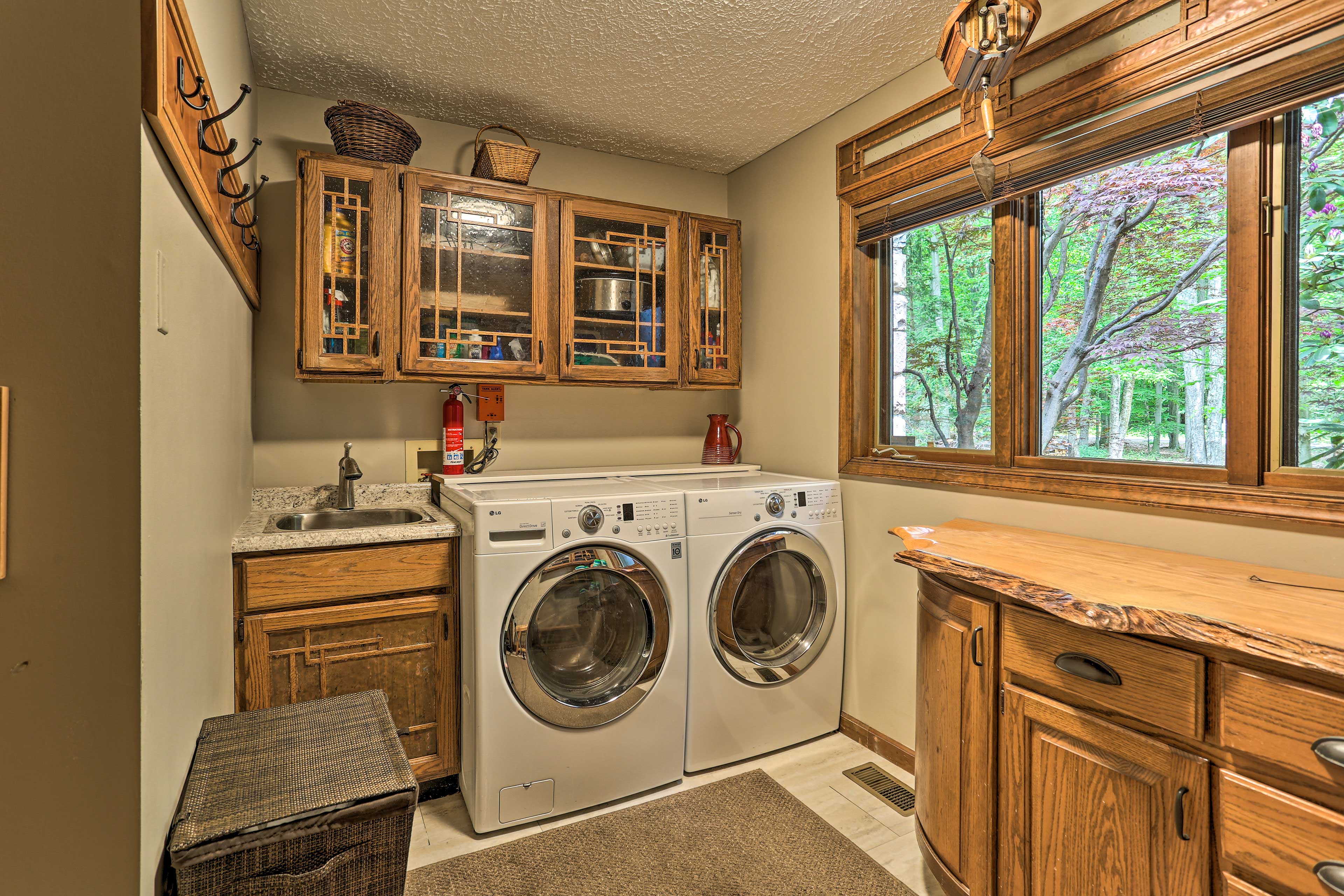 Laundry Room | Linens/Towels Provided