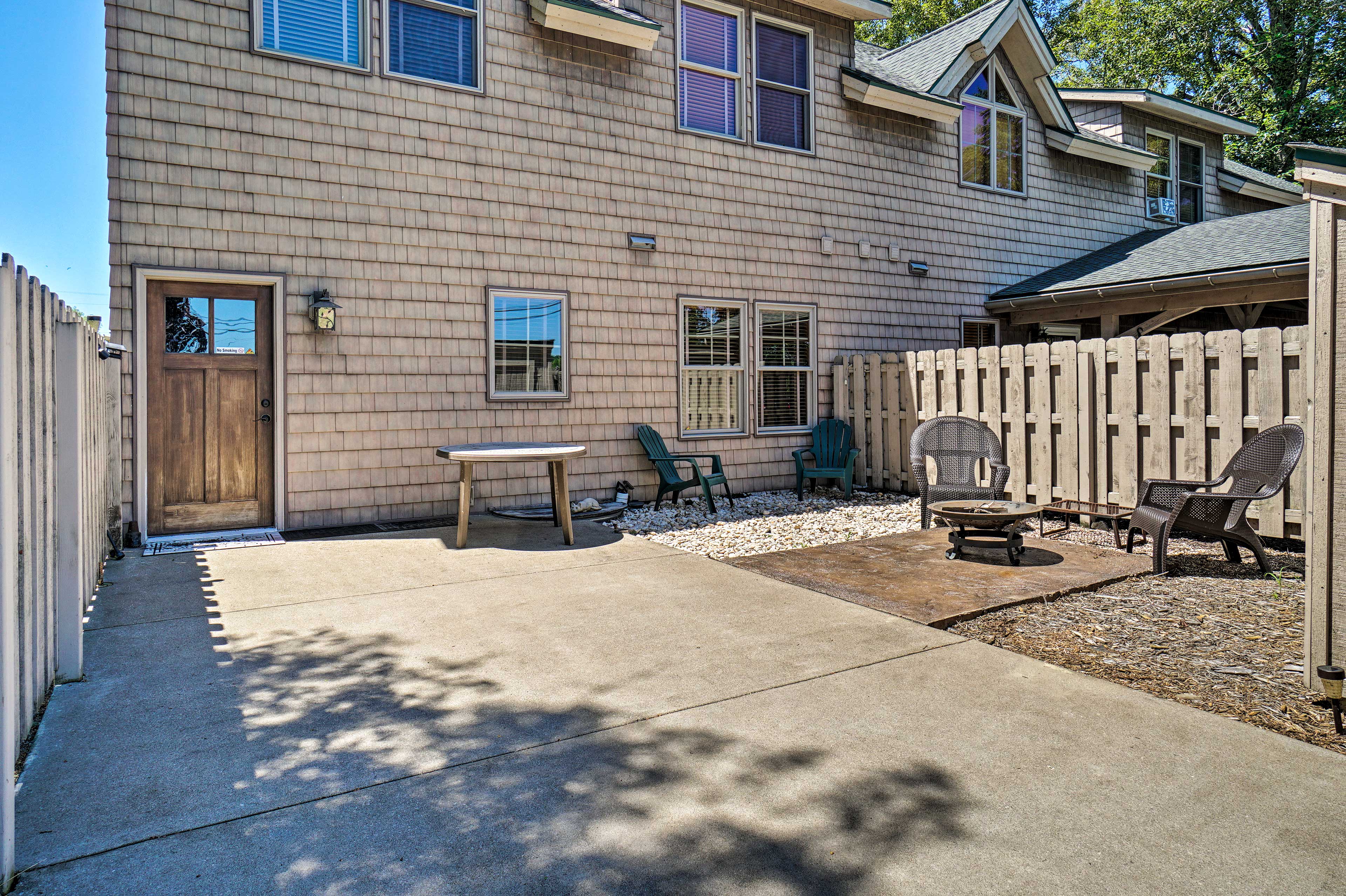 Patio | Fire Pit