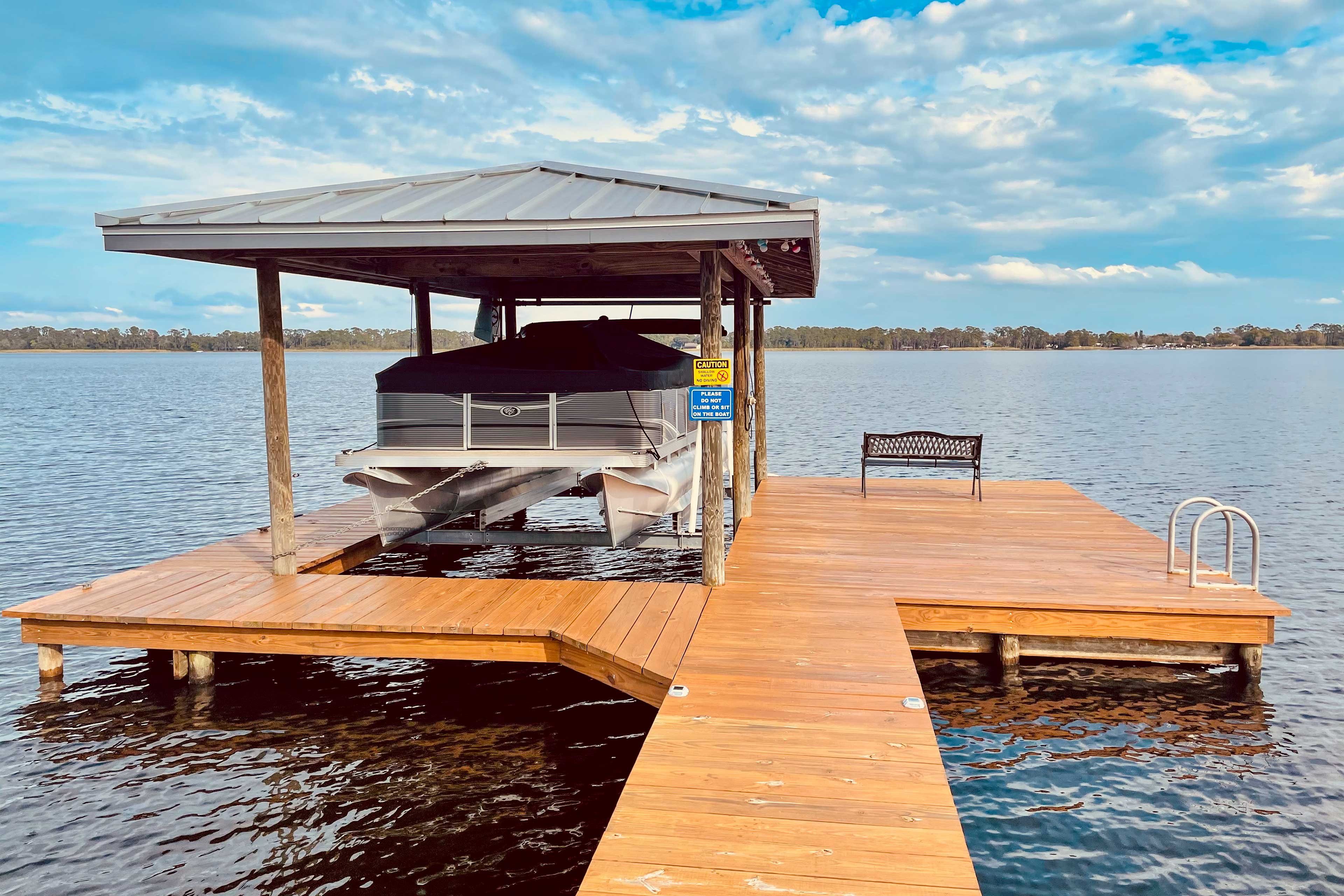 Dock | Boat Slip Not Available for Guest Use