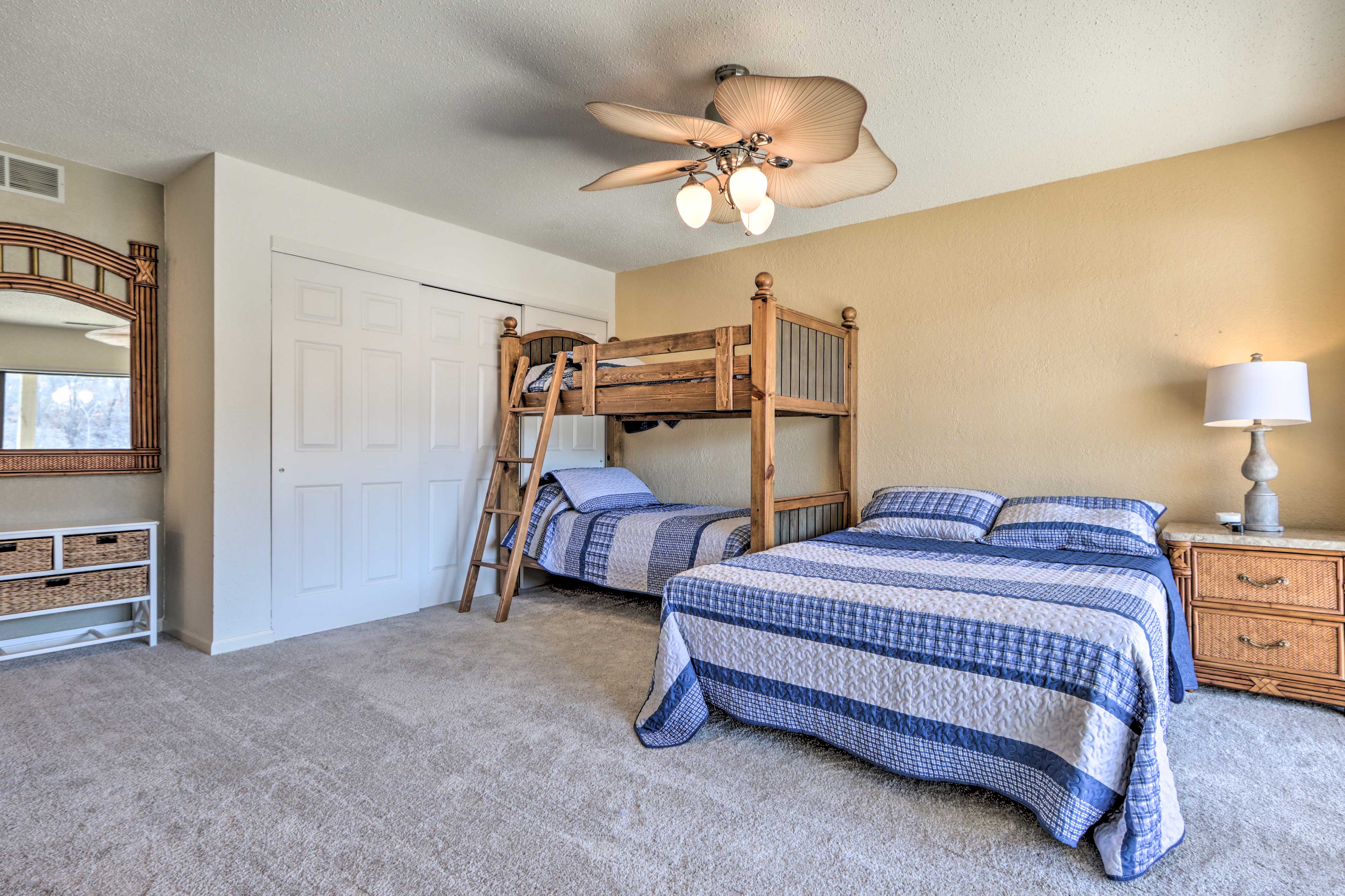 Bedroom 2 | Twin Bunk Bed